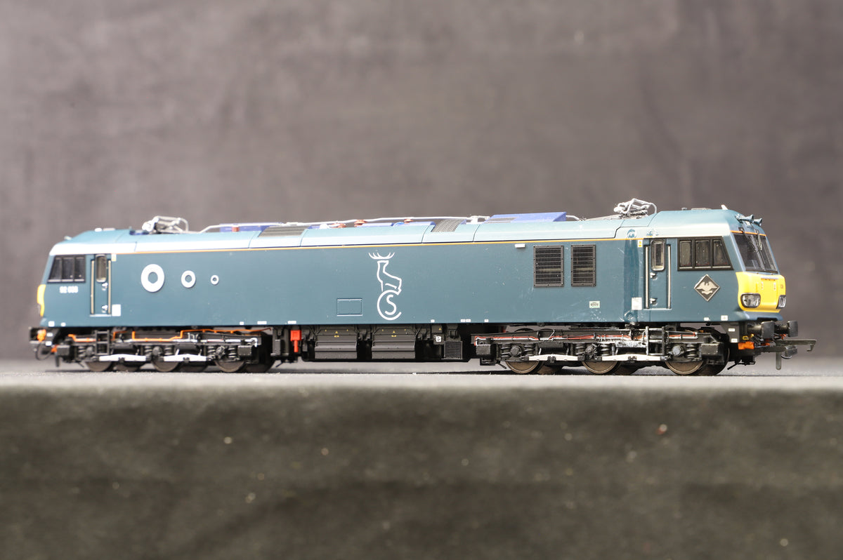 Accurascale OO Class 92 Locomotive &#39;92038&#39; Caledonian Sleeper