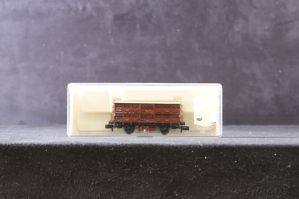 Fleischmann N Rake Of 7 DRG Cattle Wagons Inc. 8352x5 &amp; 8361x2