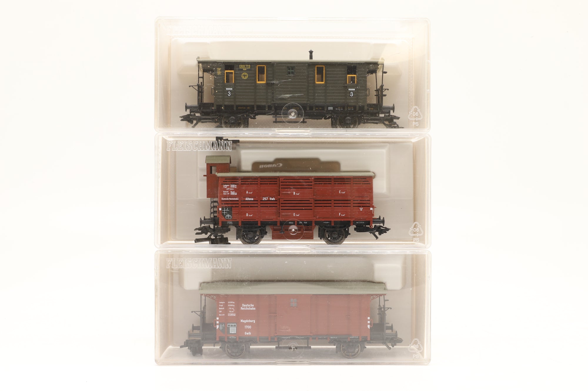 Fleischmann HO Rake of 3x DR Vans