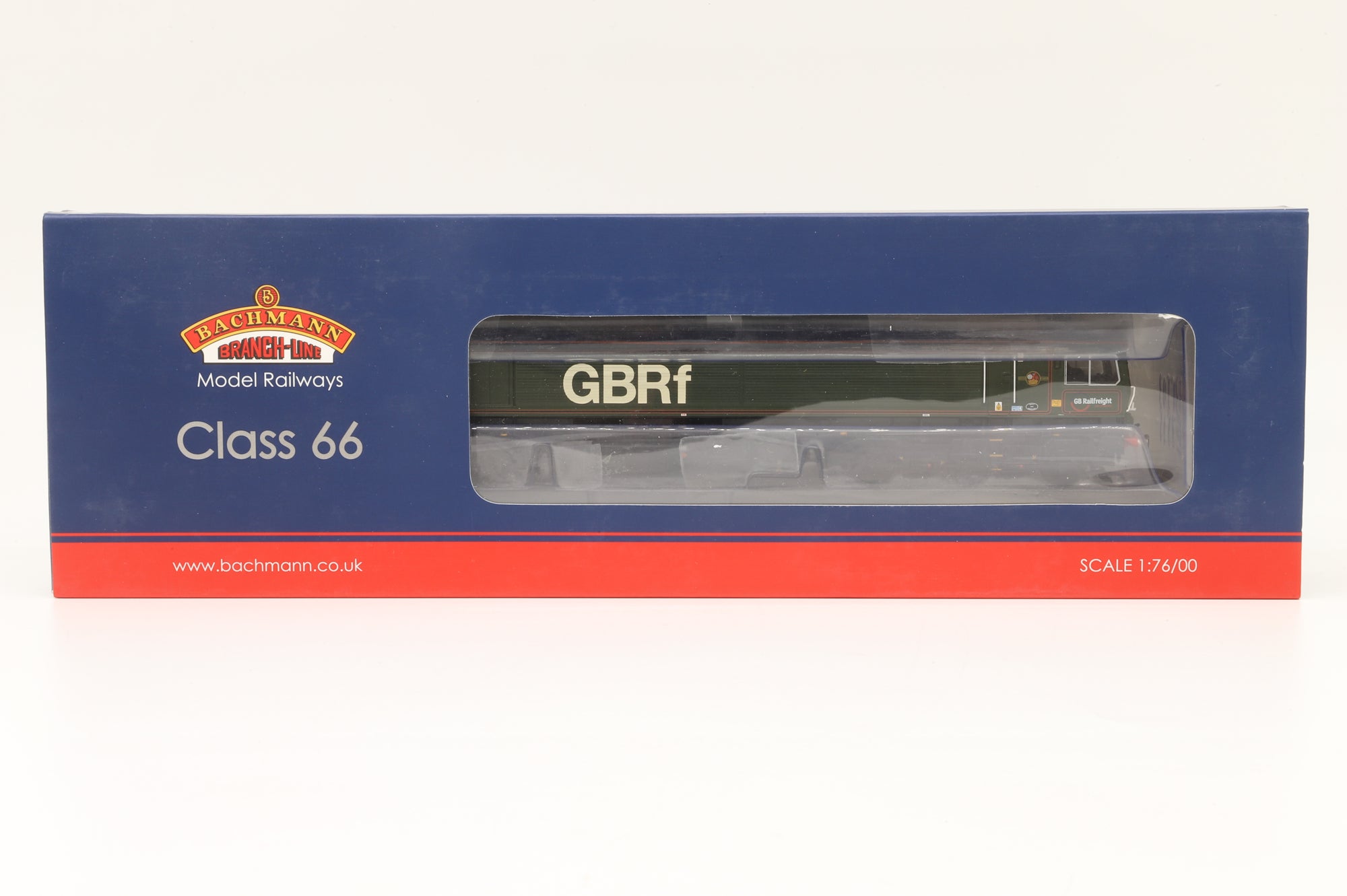 Bachmann OO 32-983 Class 66 66779 'Evening Star' in GBRF/BR Lined Green Heritage Livery - DCC Sound