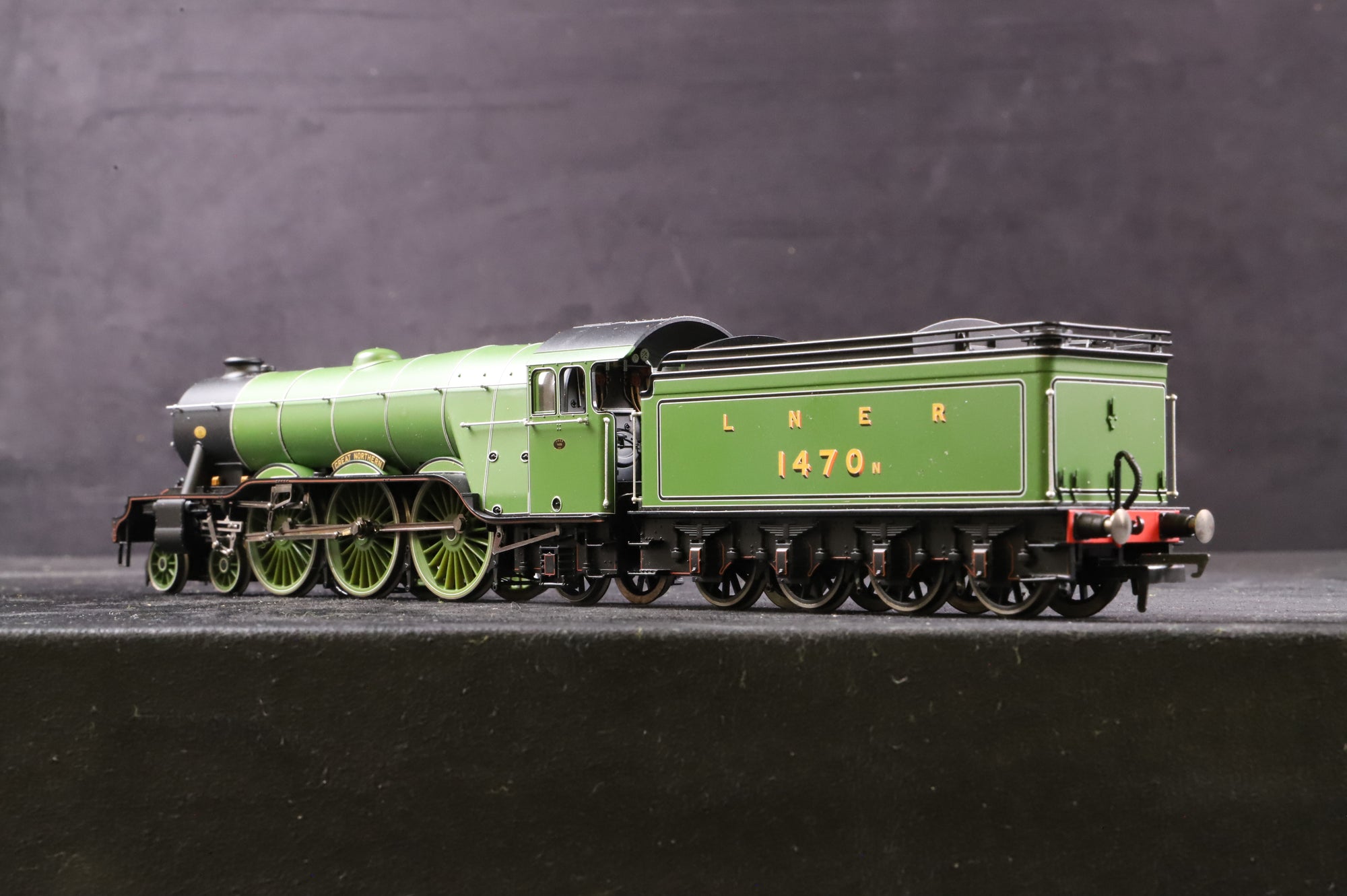 Hornby OO R2405 Class A1 '1470' 'Great Northern' LNER Green