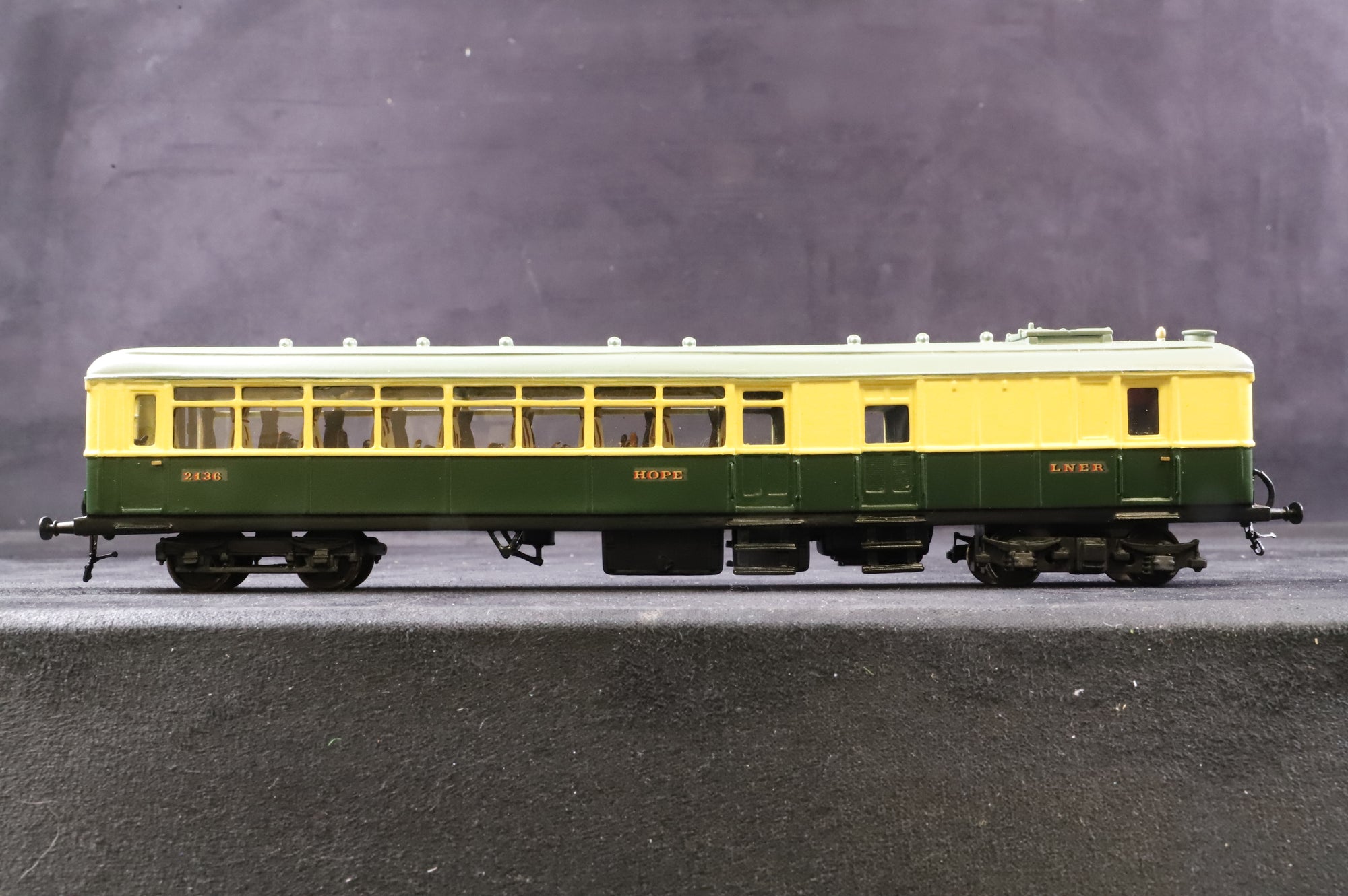 Nu-Cast OO LNER Steam Rail Motor '2136' 'Hope' Kit Built