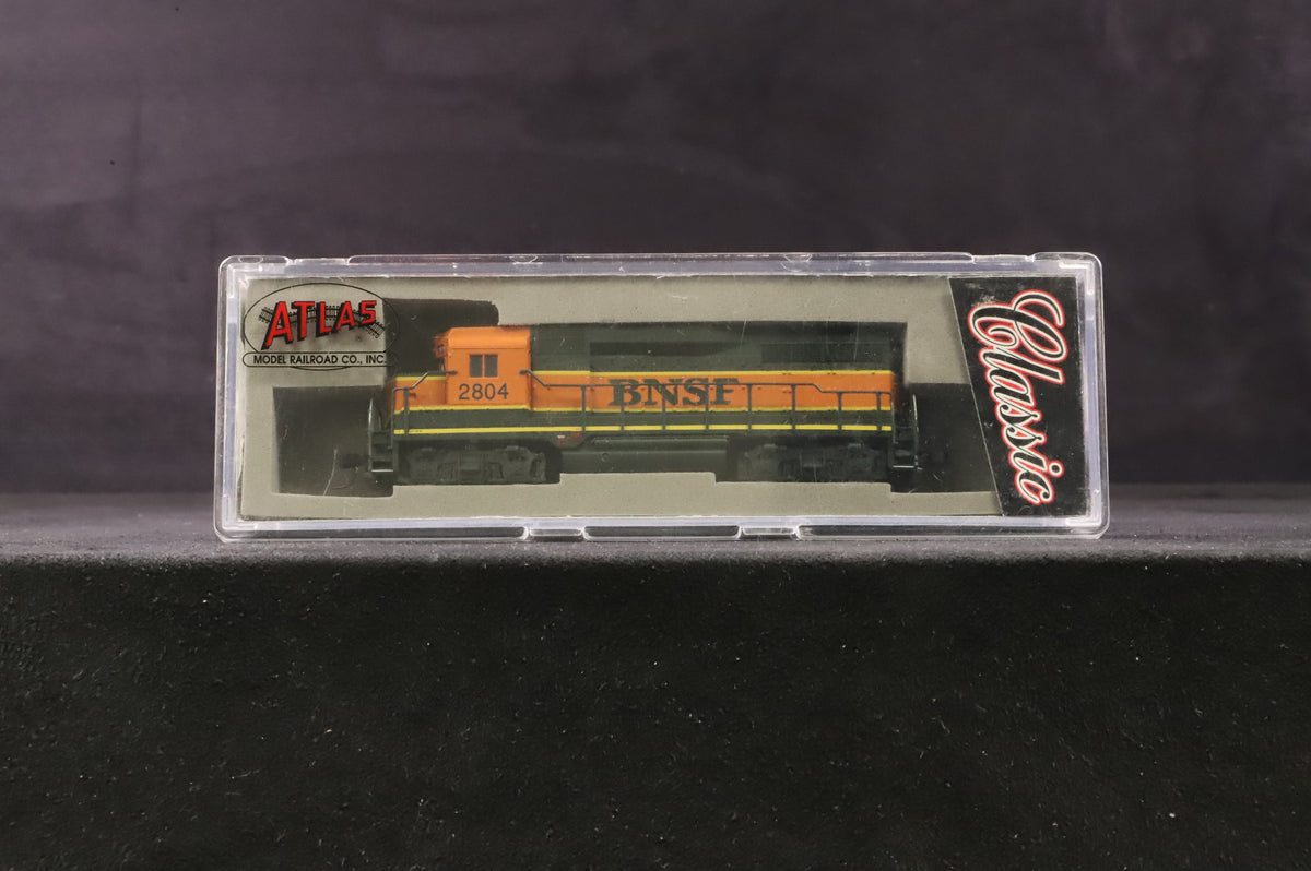 Atlas N Gauge 47513 GP-30/39m Diesel Locomotive 2804 in BNSF Livery