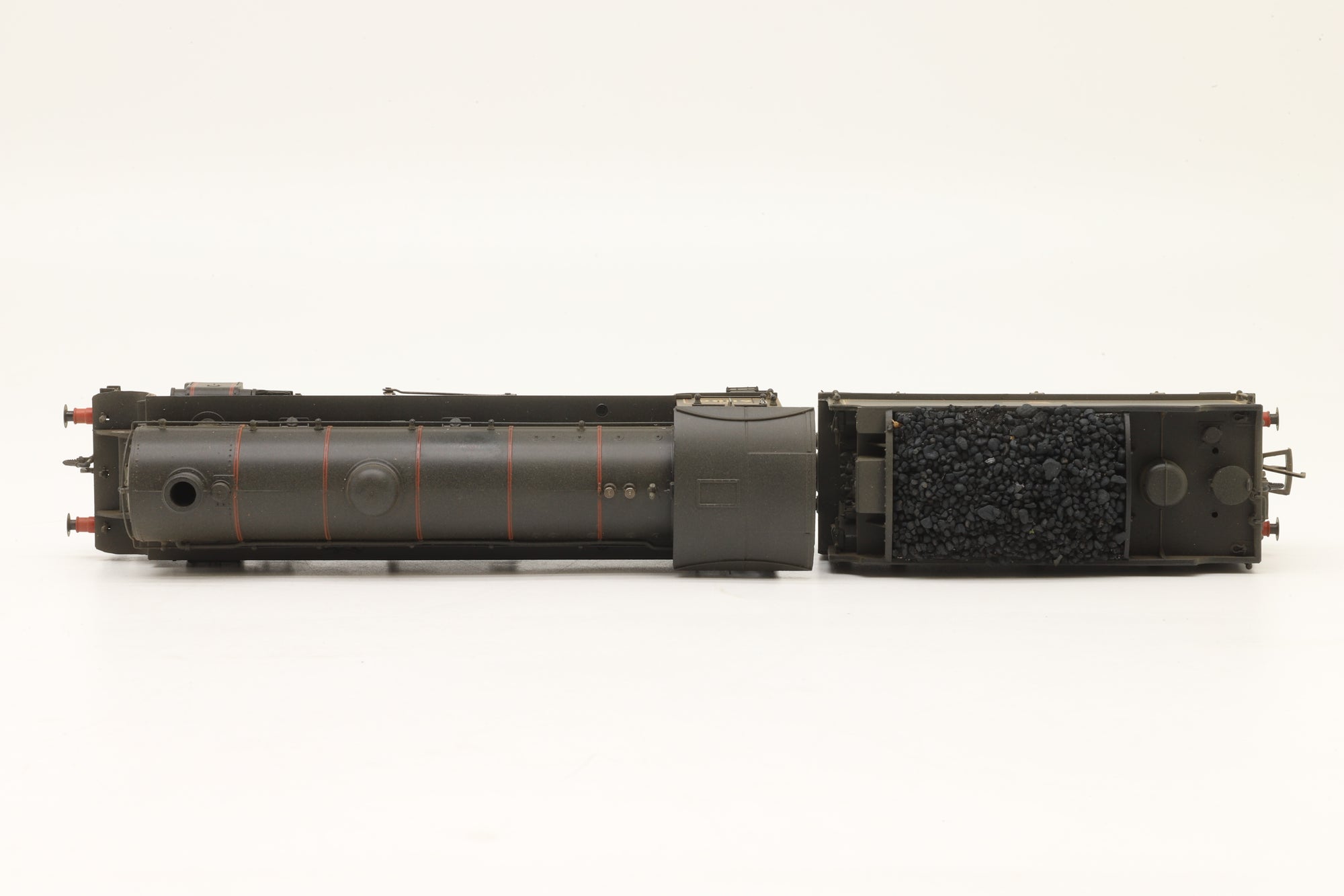 Bachmann OO 31-716 Class B1 '61180' BR Black L/C Weathered