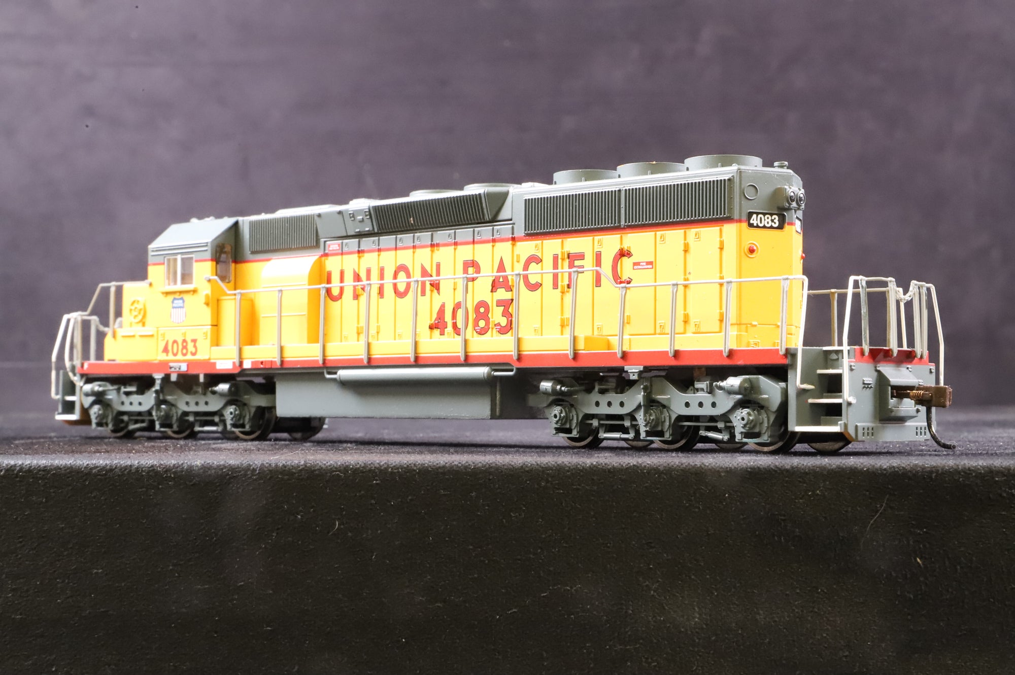 Bachmann HO 67014 EMD SD40-2 No.4083 in Union Pacific Livery