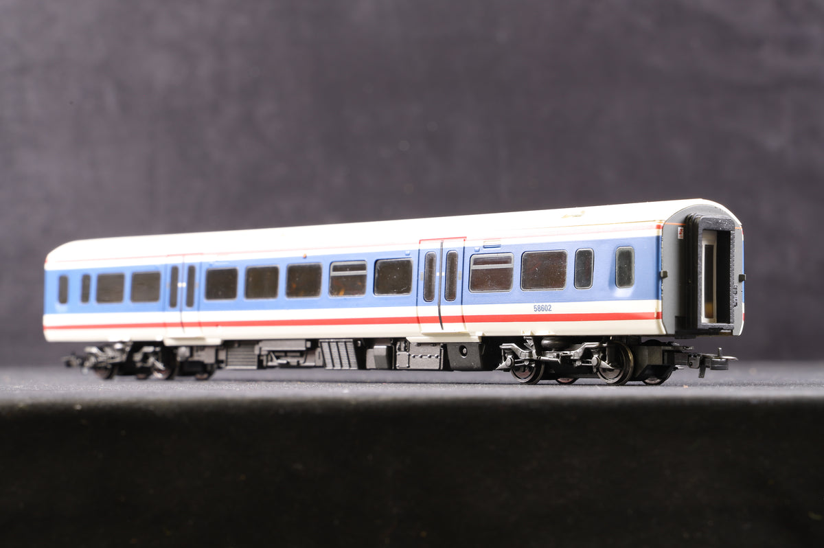 Bachmann OO 31-025 166 Turbo 3 Car DMU &#39;Network Southeast&#39;