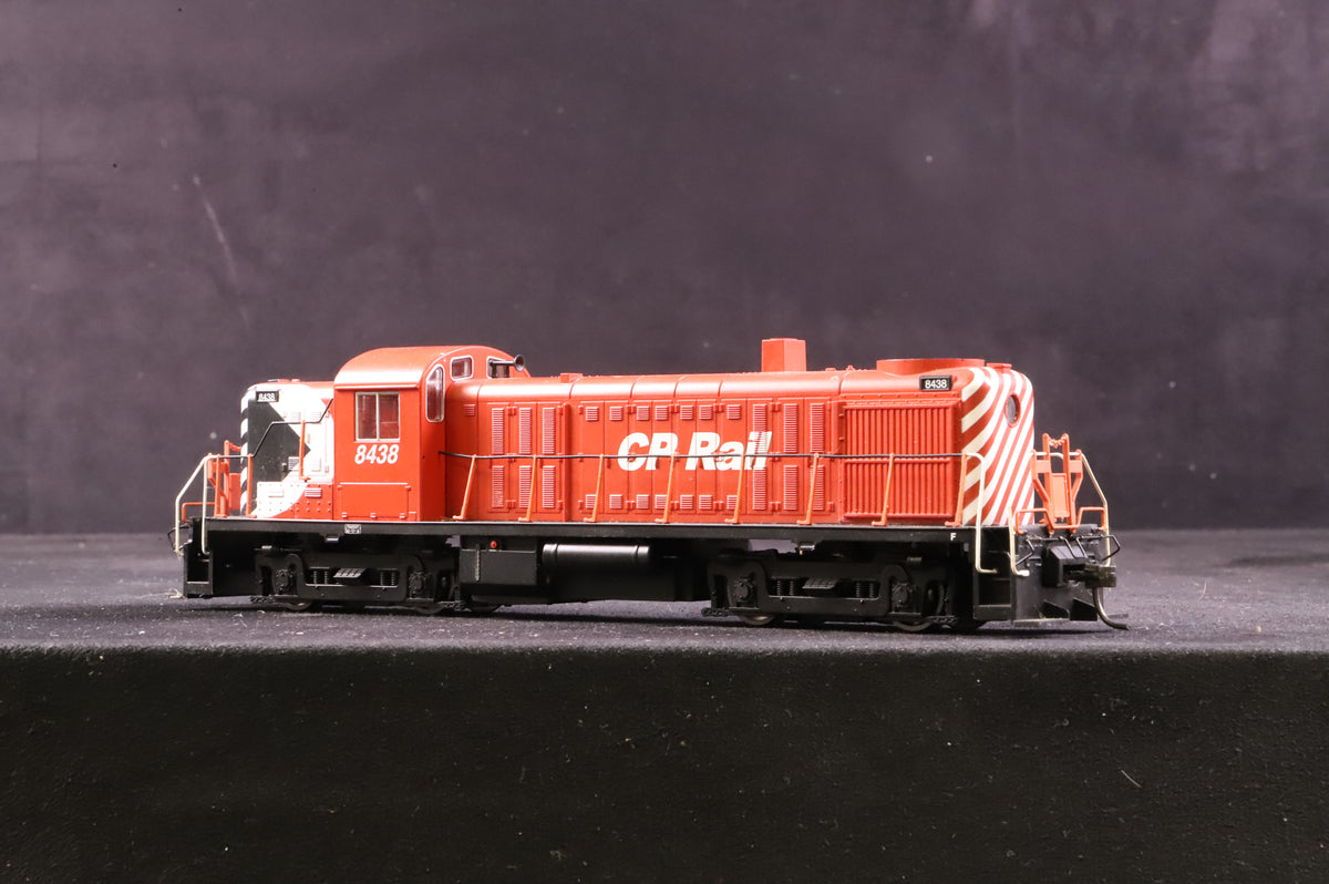 Bachmann HO 63902 Alco RS3 No.8438 in Canadian Pacific Livery - DCC Sound