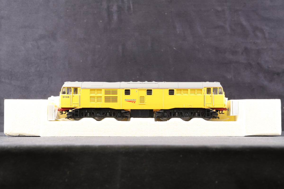 Hornby OO R2754 BR Railfreight AIA-AIA Diesel Electric Cl.31 &#39;31105&#39; Re-paint to &#39;Network Rail&#39;