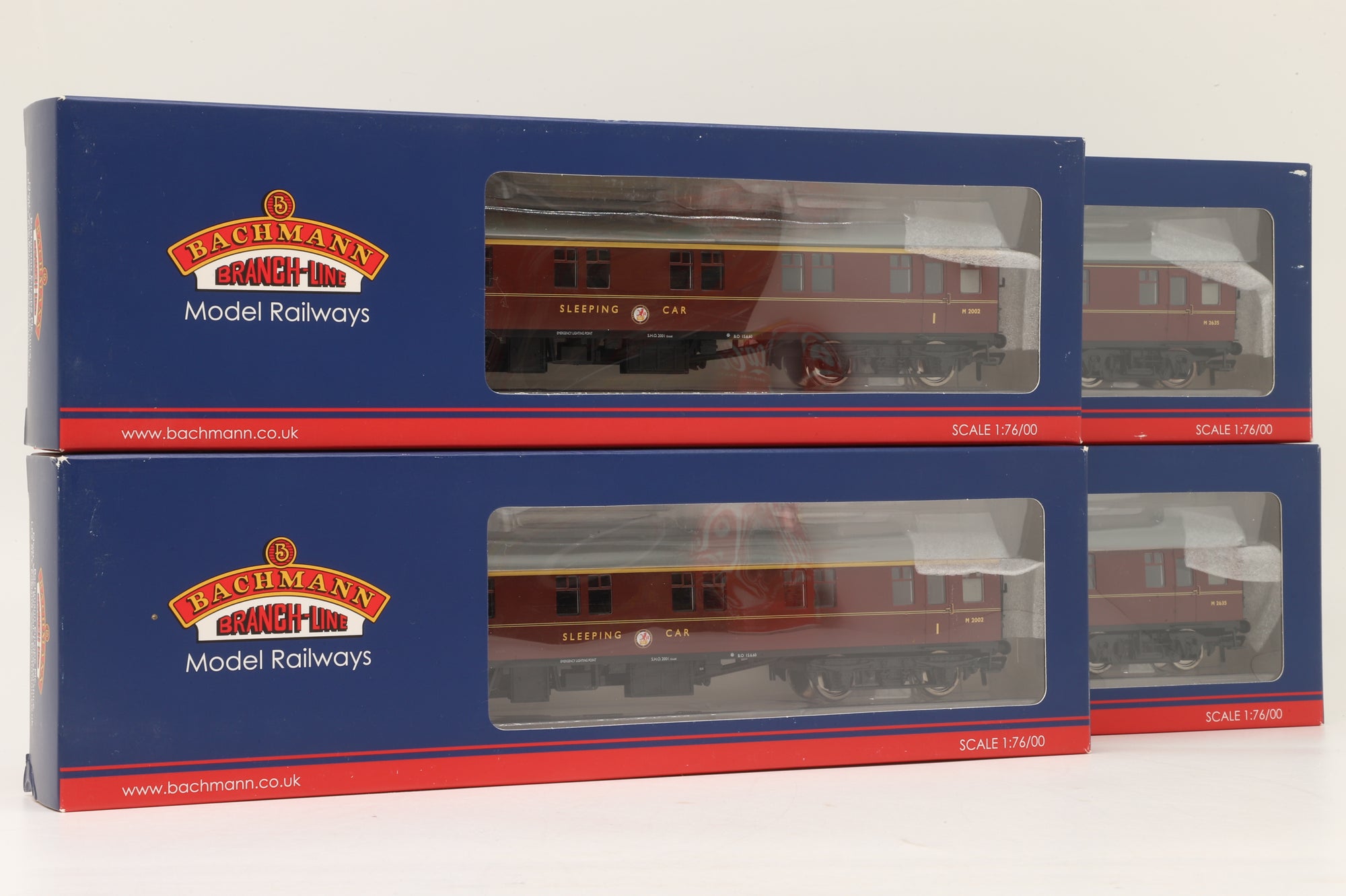 Bachmann OO Rake Of 4 BR Mk1 Sleeper Coaches BR Lined Maroon Inc. 39-500 x2 & 39-502 x2