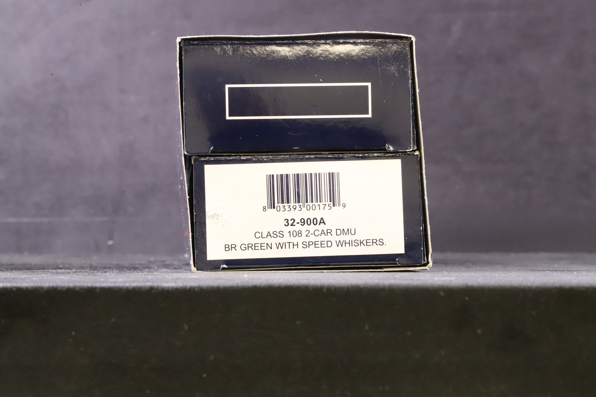 Bachmann OO 32-900A Class 108 2-Car DMU BR Green w/Speed Whiskers