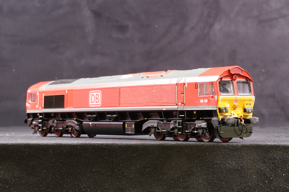 Bachmann OO 32-738Z Class 66 &#39;66128&#39; DB Cargo Renumbered, DCC Sound