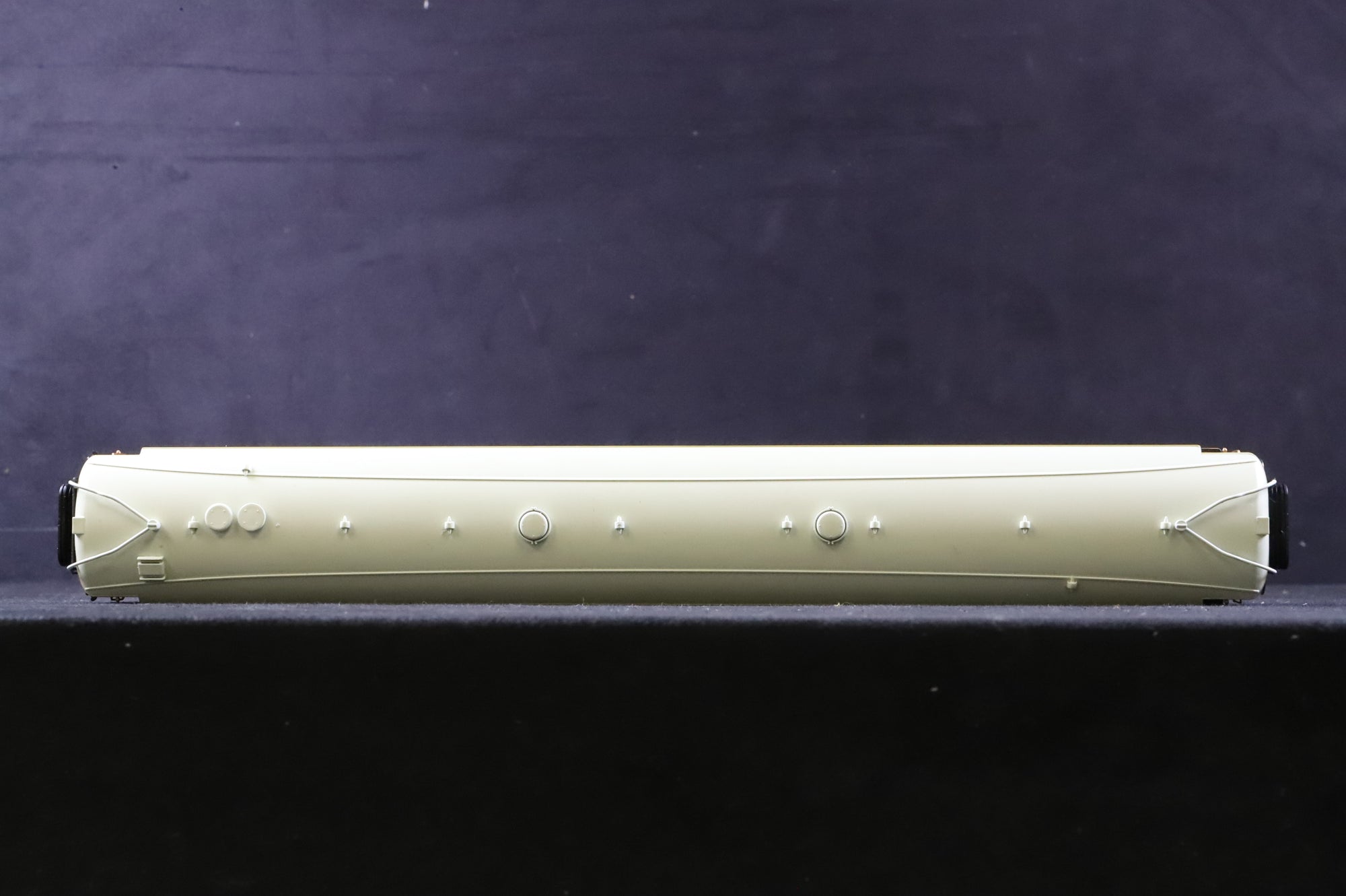 Hornby OO Pack of 3 K-Type Pullman Coaches Split From R1038 'Orient Express' Set