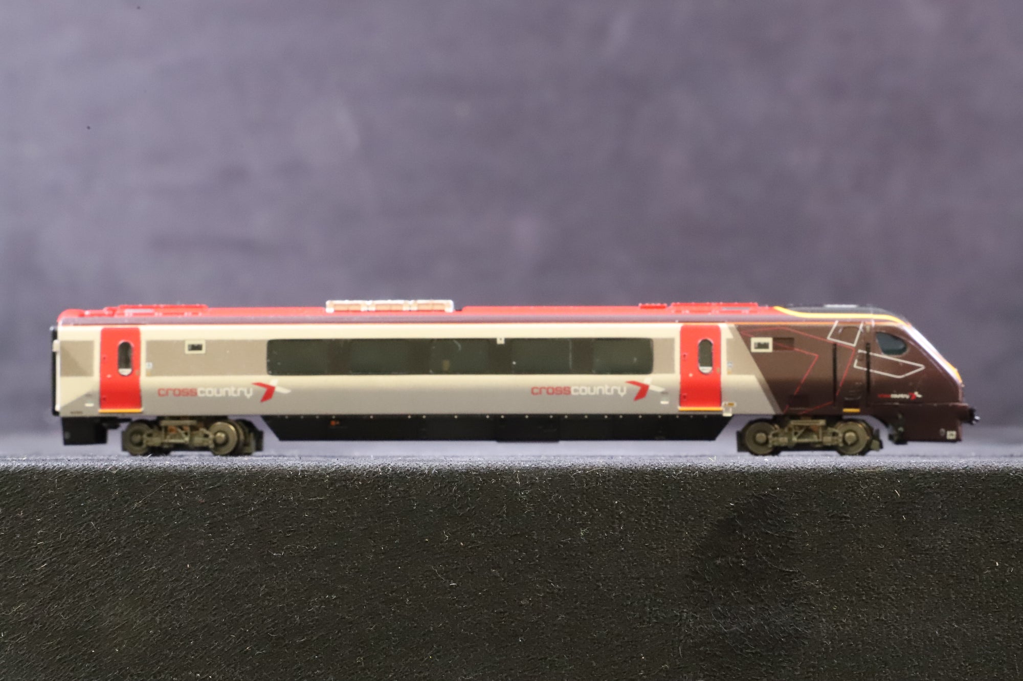 Graham Farish N Gauge 371-679 Class 220 'Voyager' 4-Car DEMU No.220009 in Arriva Cross Country Livery