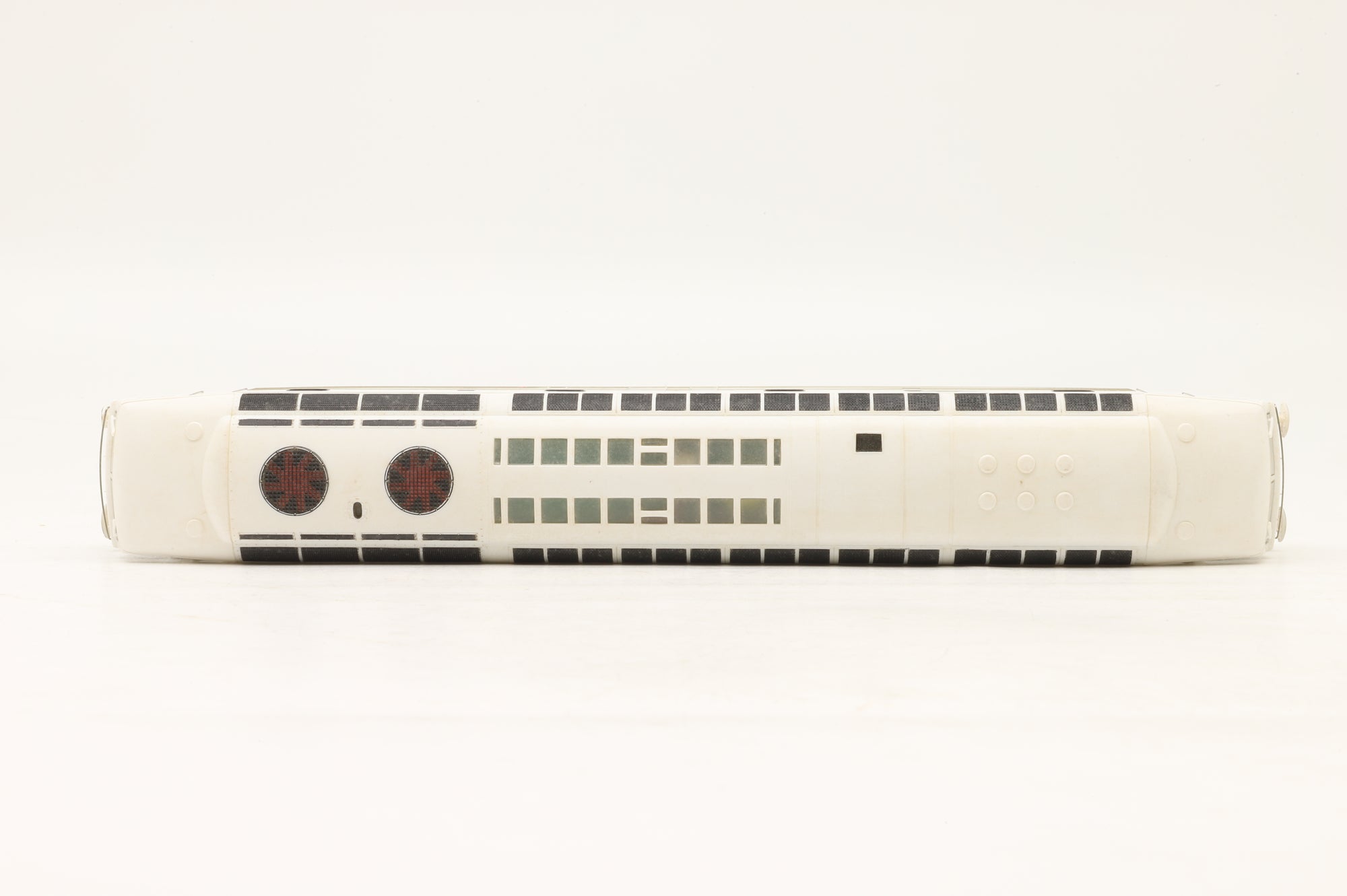 Heljan OO 4005 BRCW Prototype D0260 'Lion' White Livery with 5 Gold Stripes