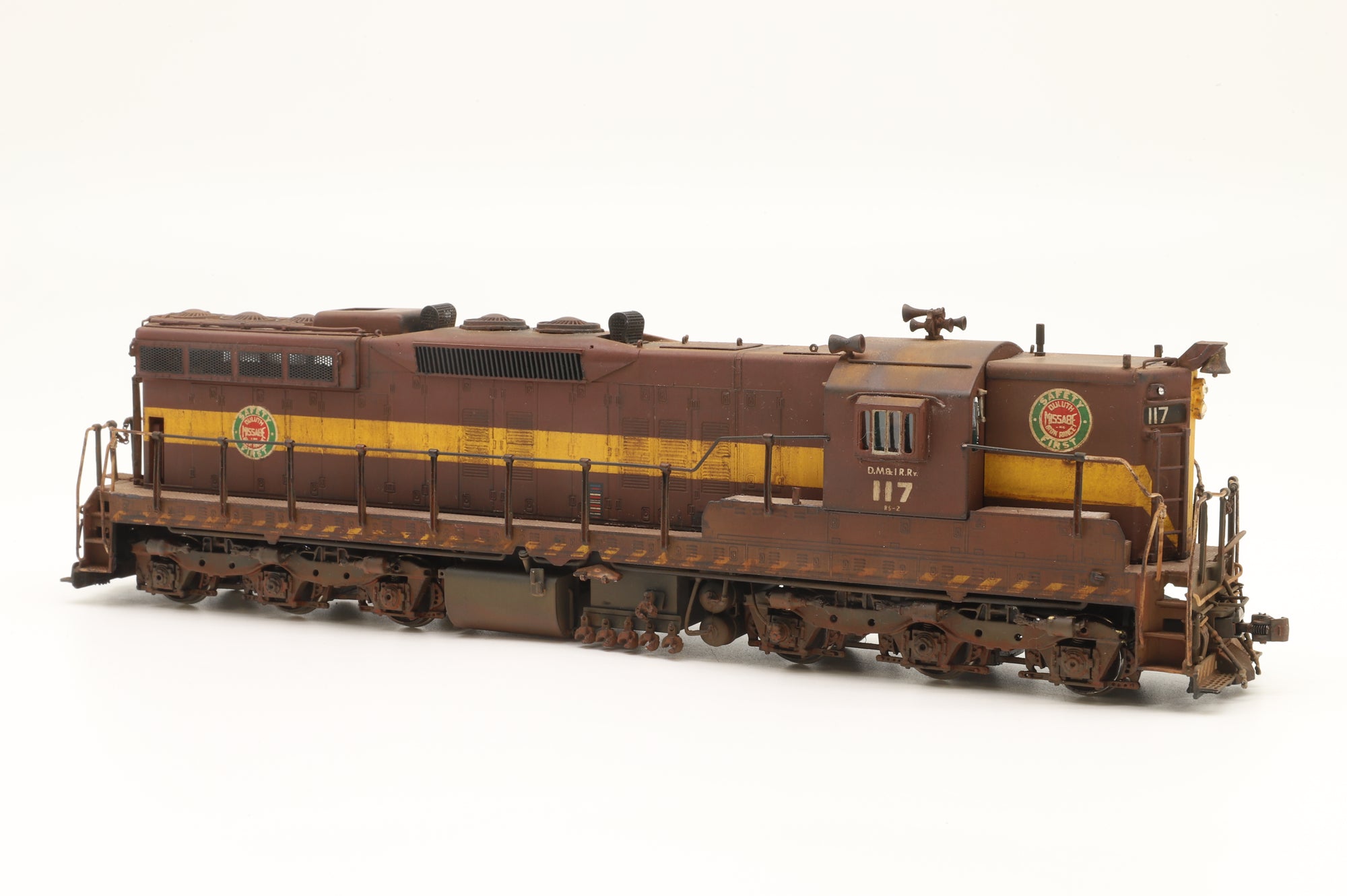 Overland Models/Ajin Precision HO Brass SD9 #117 in DM&IR Livery - Weathered