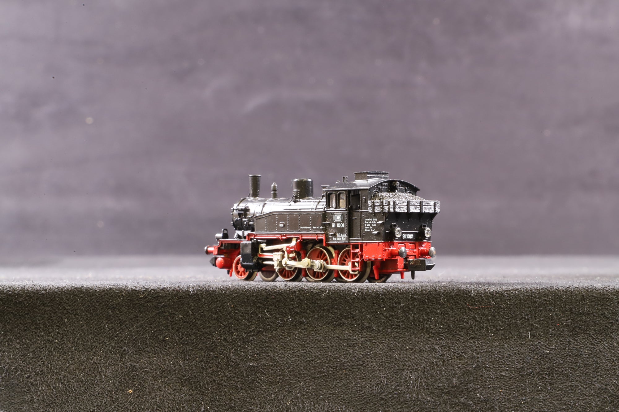 Fleischmann N 7030 Class BR 91 1001 2-6-0T of the DB in black & red livery