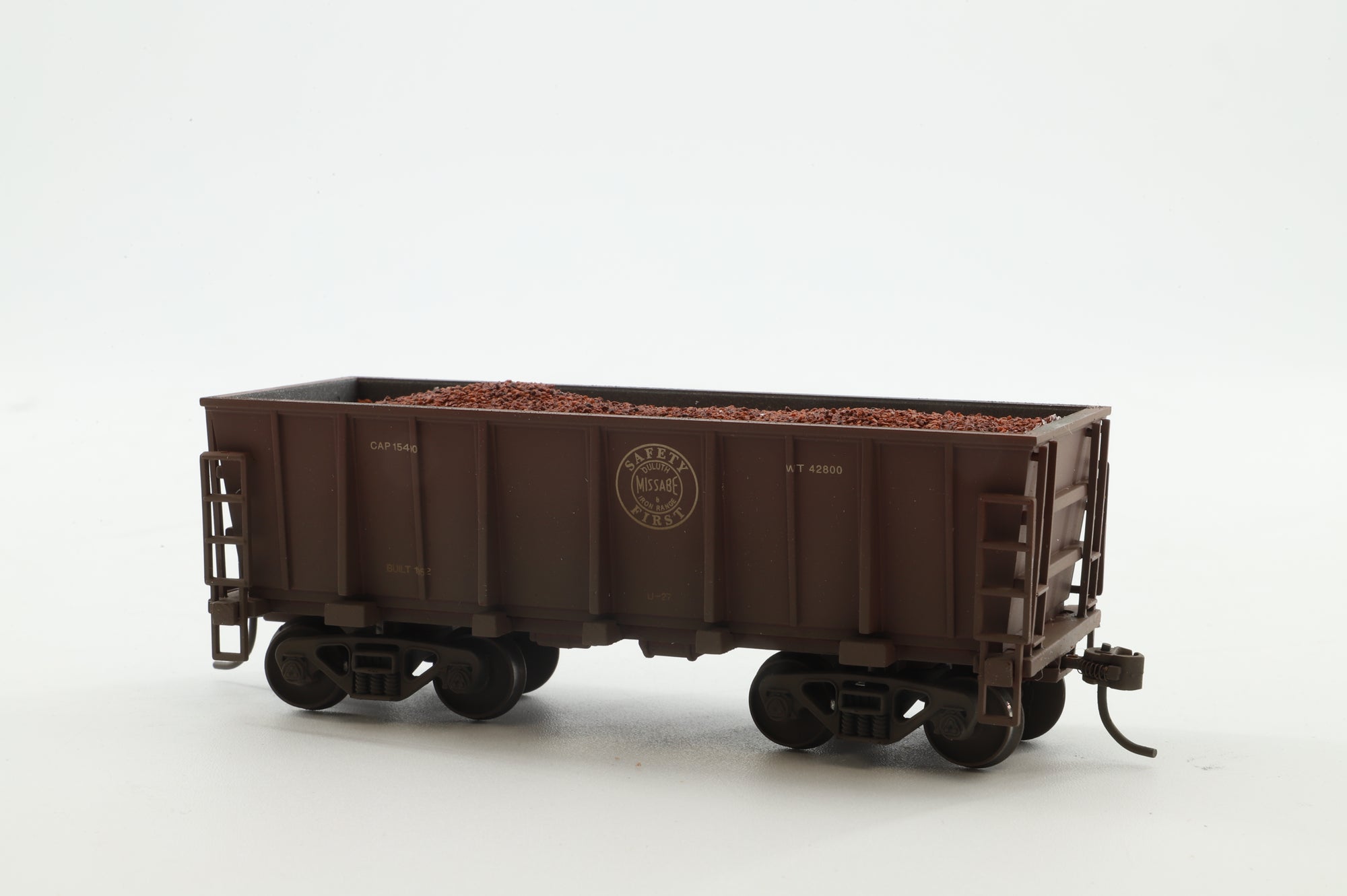 Bachmann HO 18644 x8 Rake of 8 Ore Cars in Duluth, Missabe, & Iron Range Mineral Red - Pro-Customised