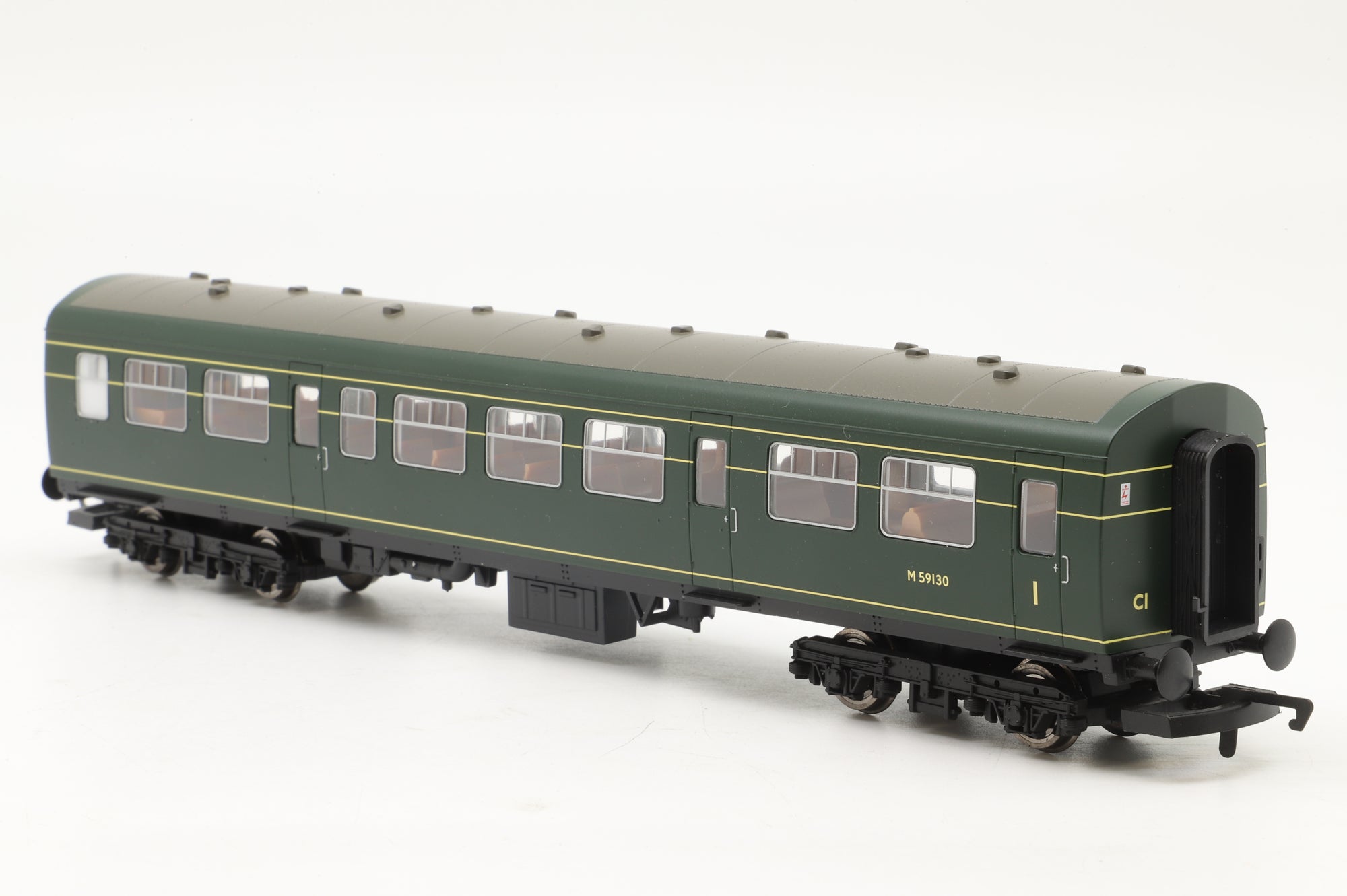 Hornby OO R3147 Class 101 3-Car DMU in BR Green w/ Whiskers