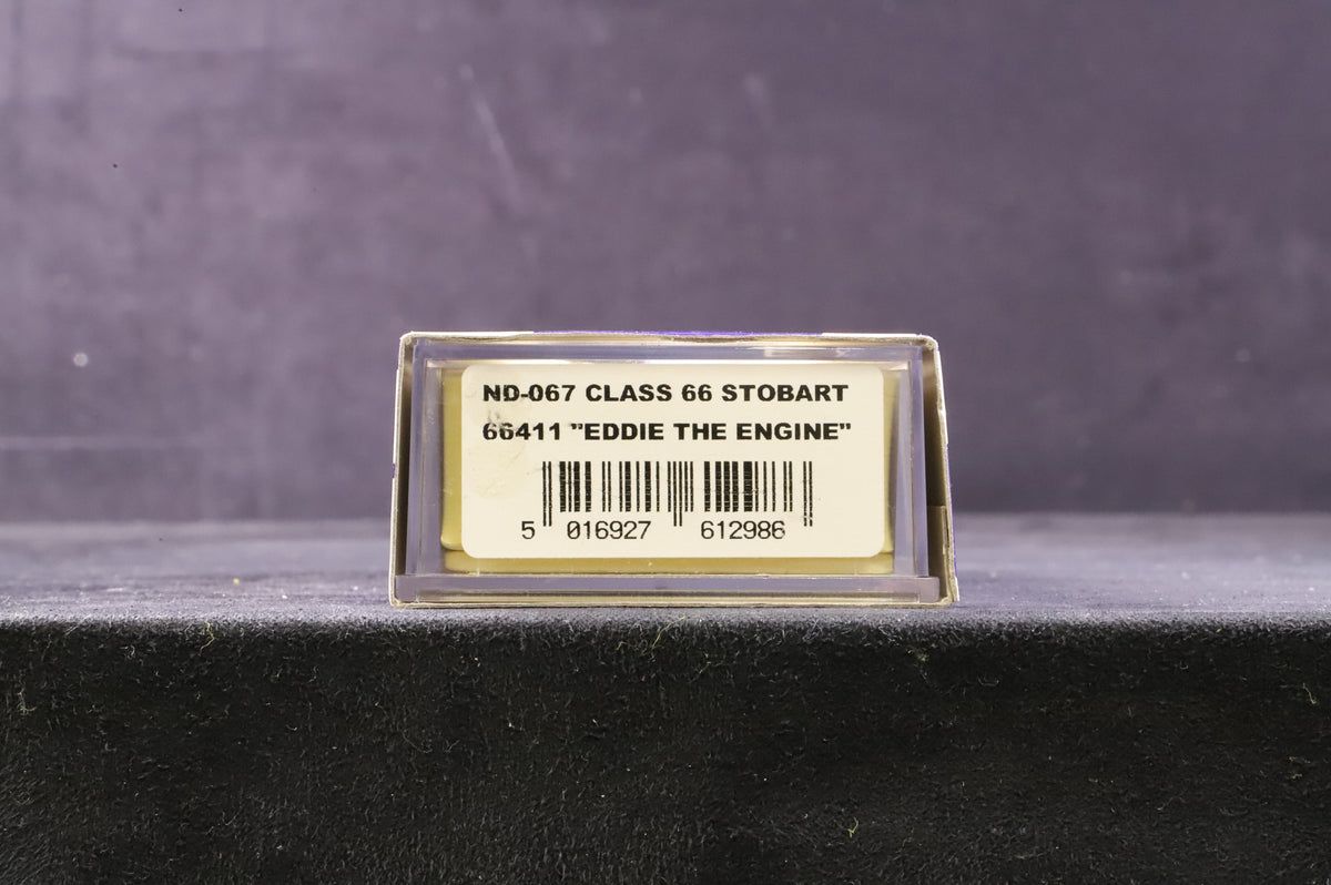 Dapol N ND-067 Class 66 &#39;66411&#39; &#39;Eddie The Engine&#39; Stobart Rail