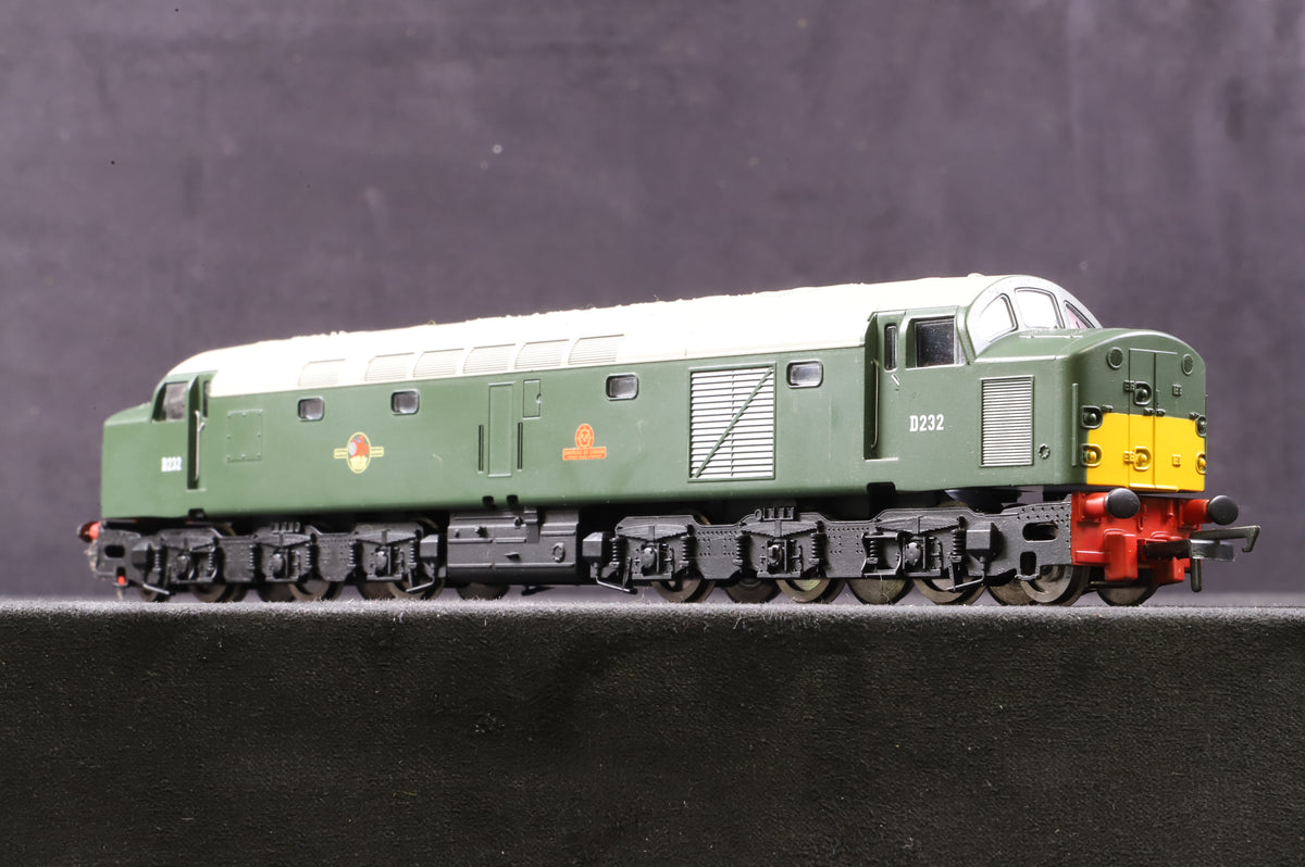 Hornby Railroad OO R3286TTS Class 40 &#39;D232&#39; &#39;Empress Of Canada&#39; BR Green DCC Sound