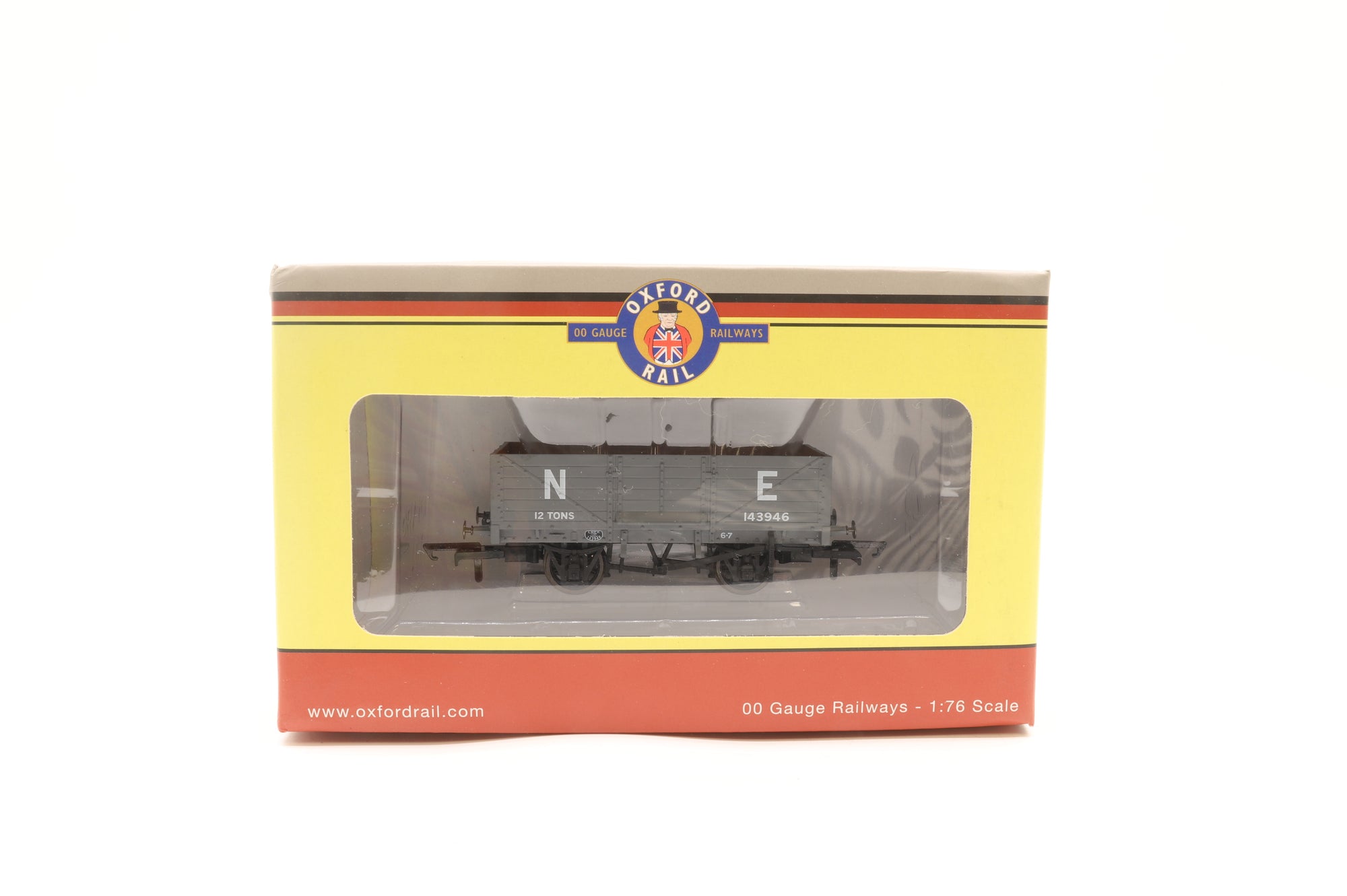 Oxford Rail OO Rake of 6, 6 Plank NE Wagons