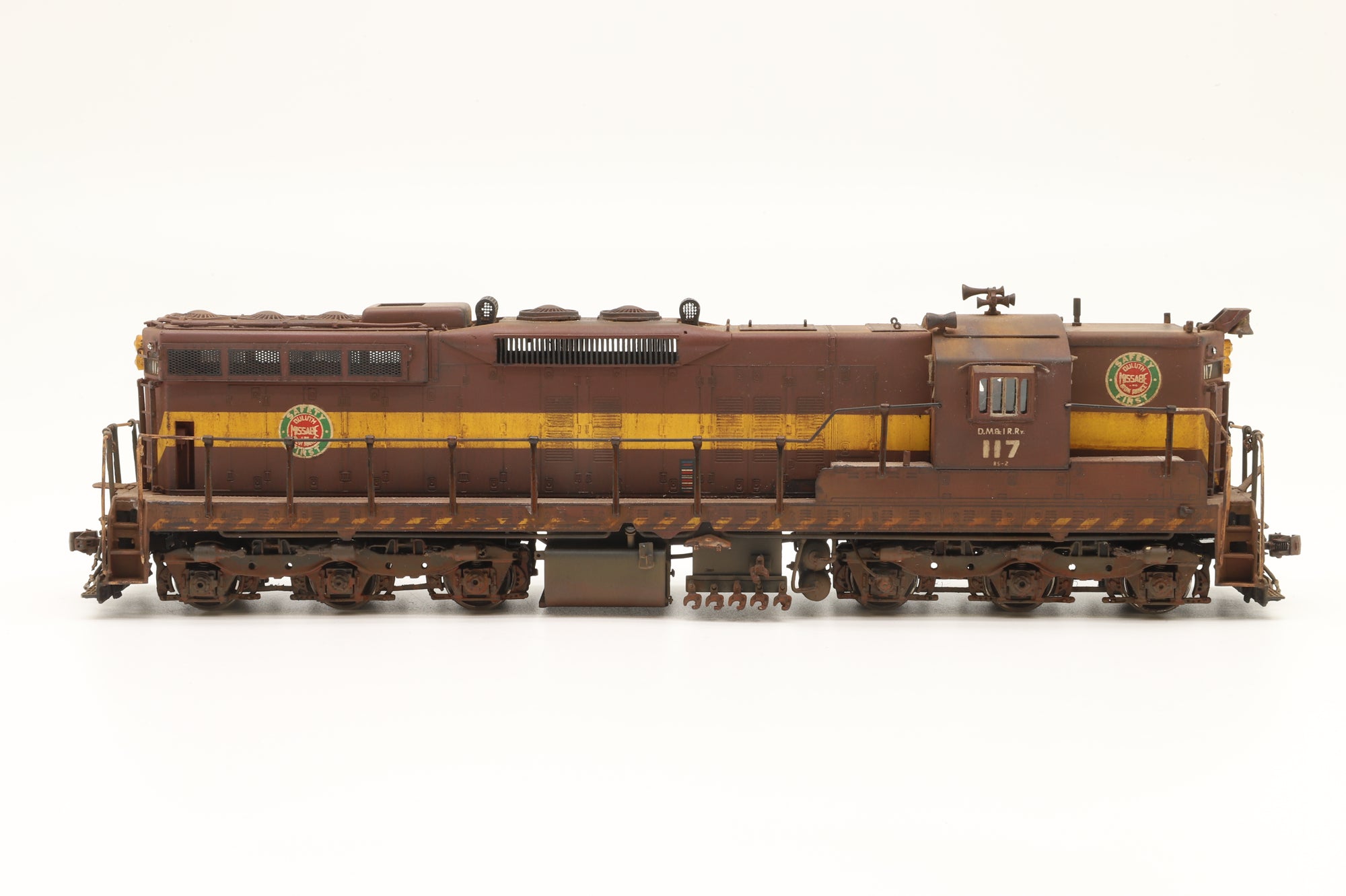 Overland Models/Ajin Precision HO Brass SD9 #117 in DM&IR Livery - Weathered