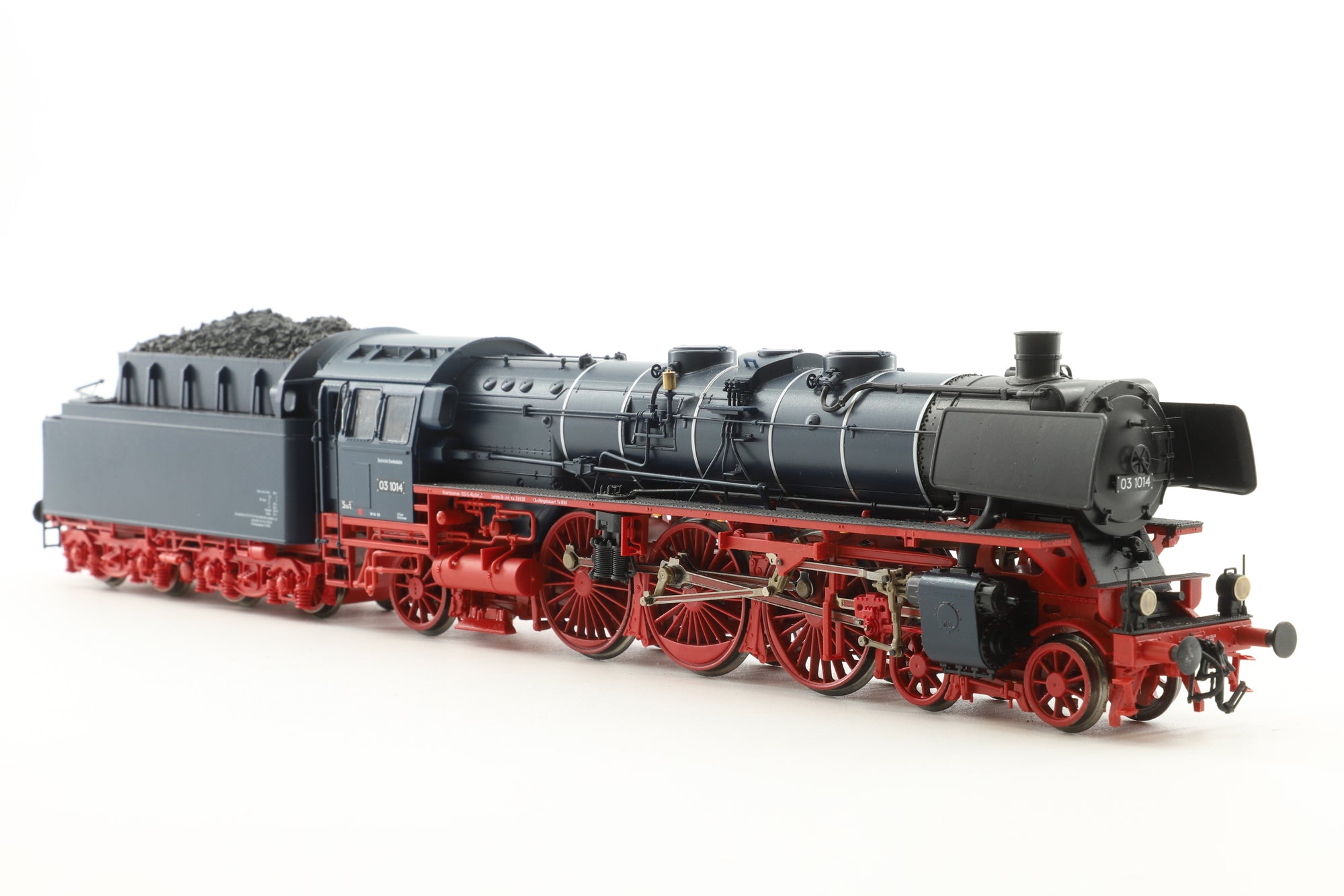 Roco HO 63281 Class BR 03 1014 4-6-2 DB DCC Sound