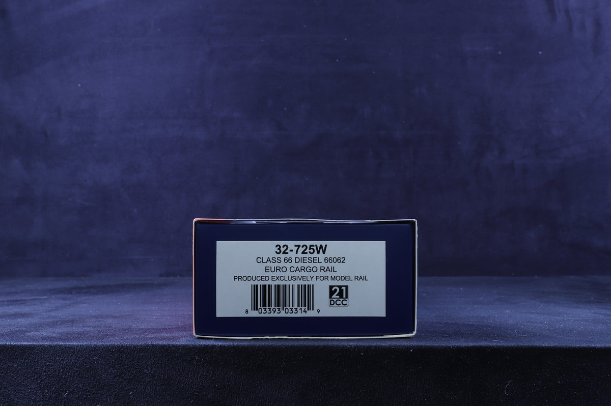 Bachmann OO 32-725W Class 66 66062 in EWS/Euro Cargo Rail Livery