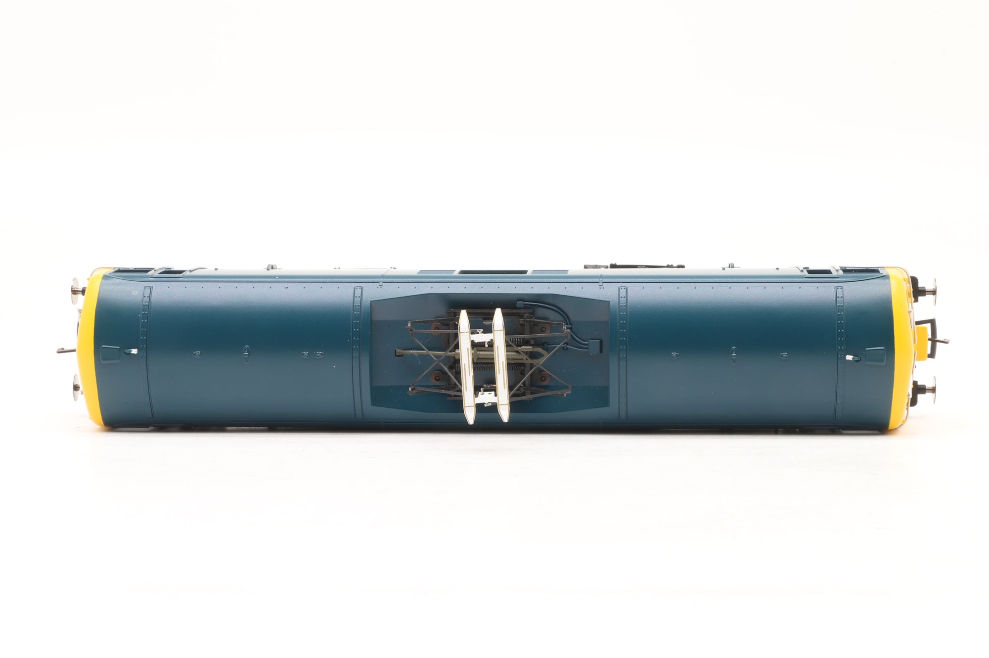 Hornby OO R3569 Class 71 E5005 in BR Blue