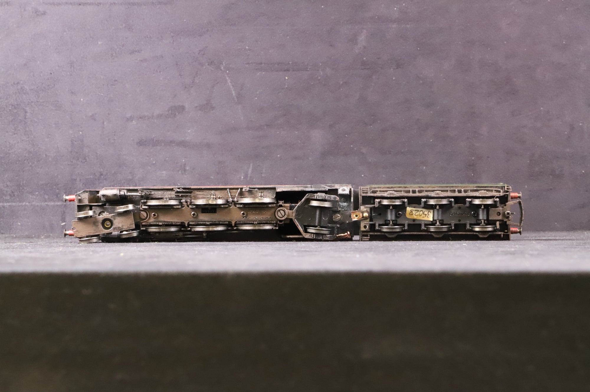 WORKSHOP Hornby OO R2169 Rebuilt Merchant Navy Class '35028' 'Clan Line' BR Green