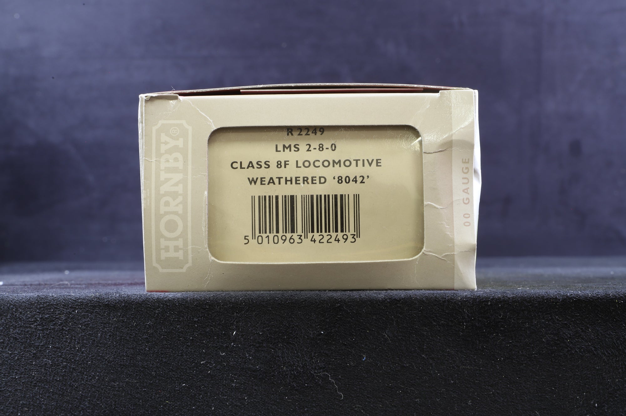 Hornby OO R2249 Class 8F 2-8-0 8042 in LMS black - weathered