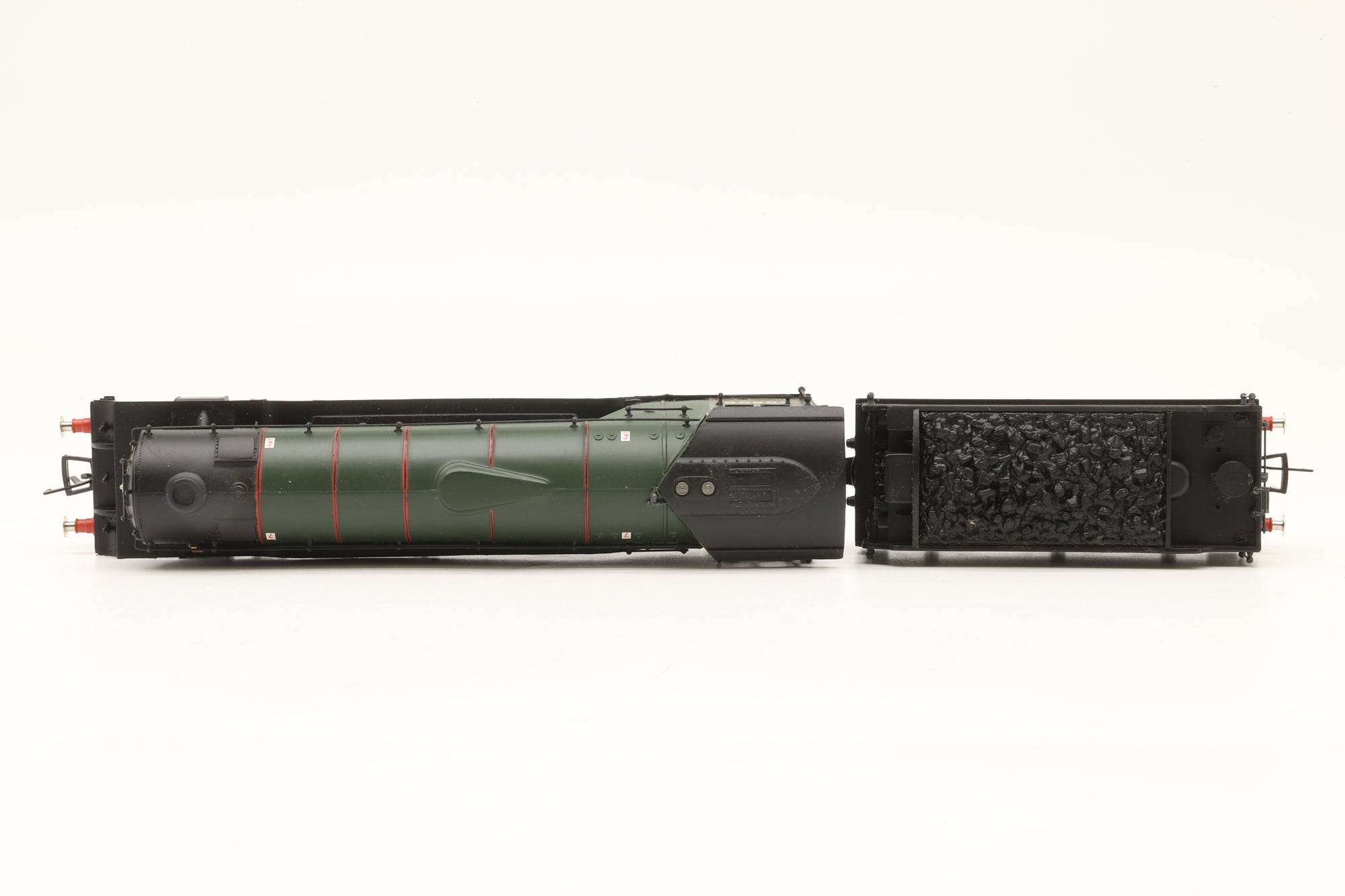 Bachmann OO 31-550 Class V2 '60800' 'Green Arrow' BR Lined Green L/C