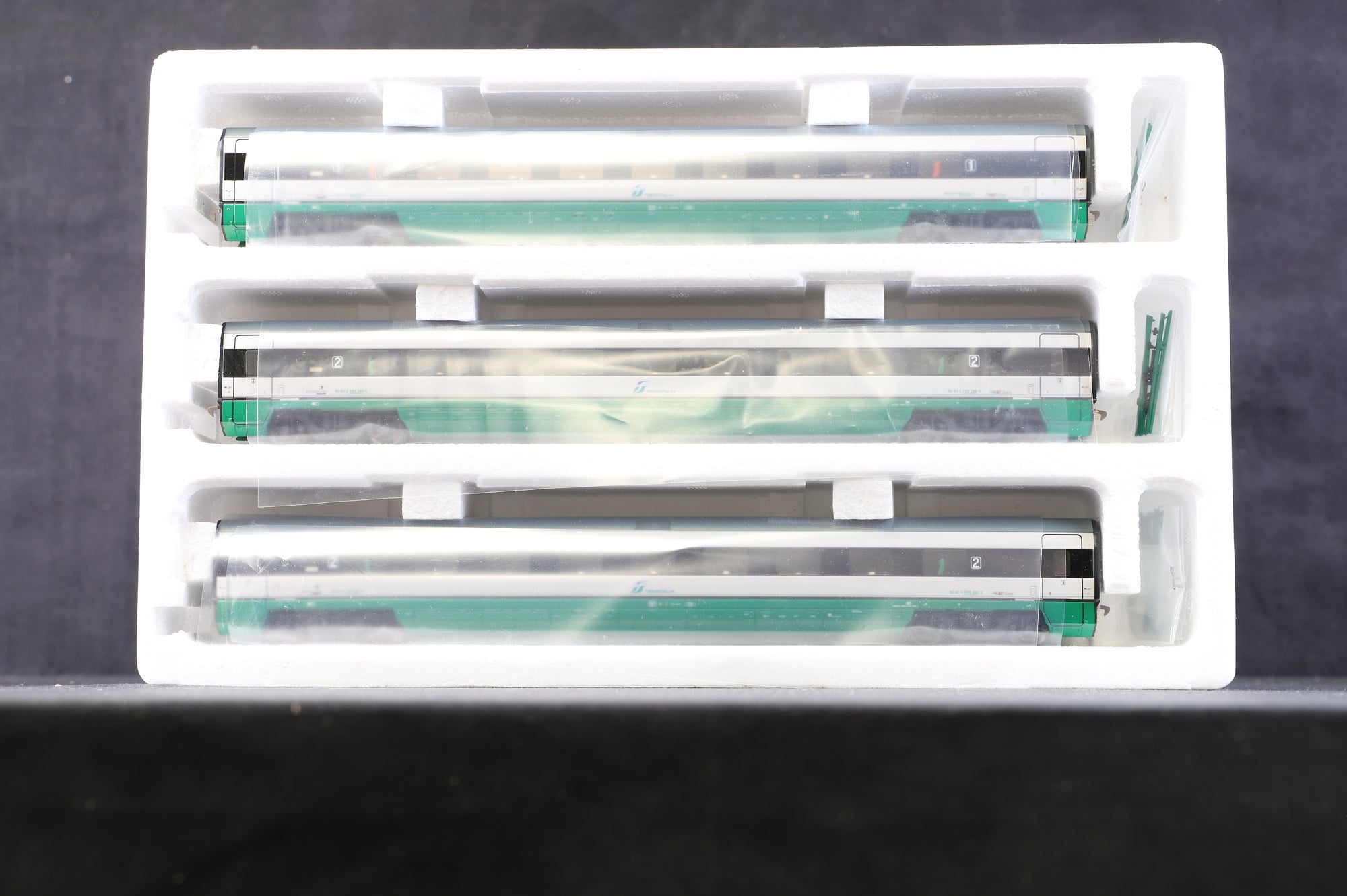 ACME HO ETR 500 Trenitalia 11 Car Full Set, Inc. 70001, 70011 & 2 x 70002