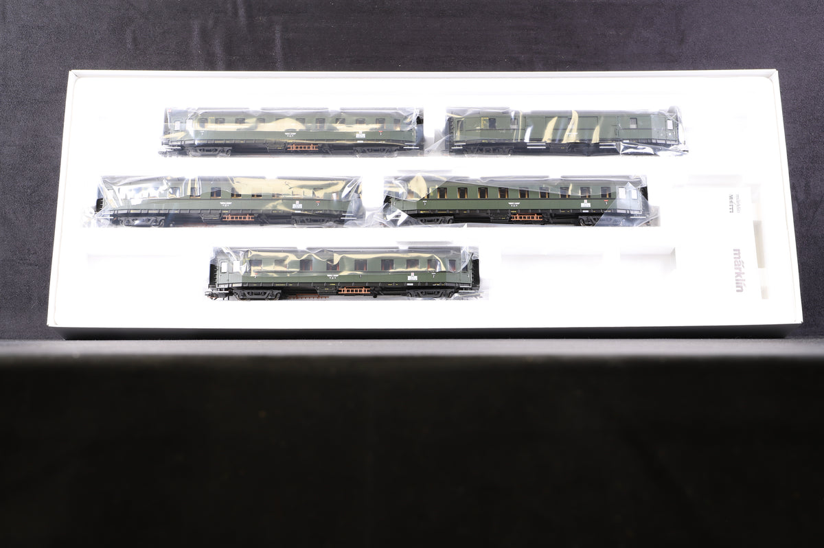 Marklin HO 42265 Set Of 5 German State Railroad DRB Express Train Passenger Cars