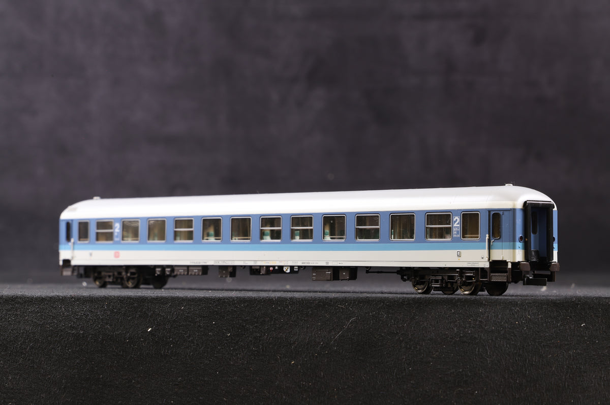 Roco HO Rake Of 7 Blue &amp; Grey DB Passenger Coaches