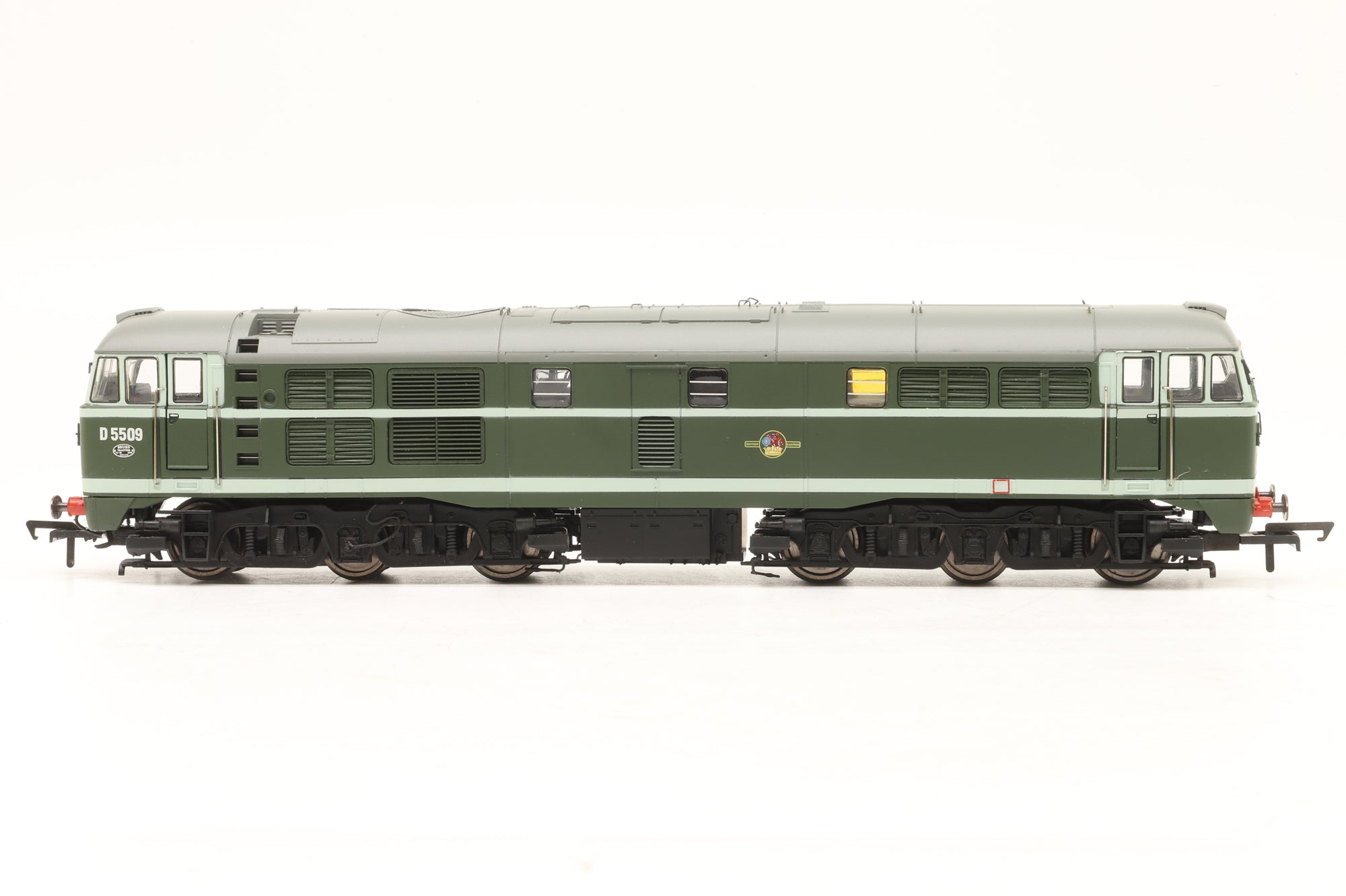 Hornby OO R3661 Class 31 D5509 in BR Two-Tone Green – DCC Sound