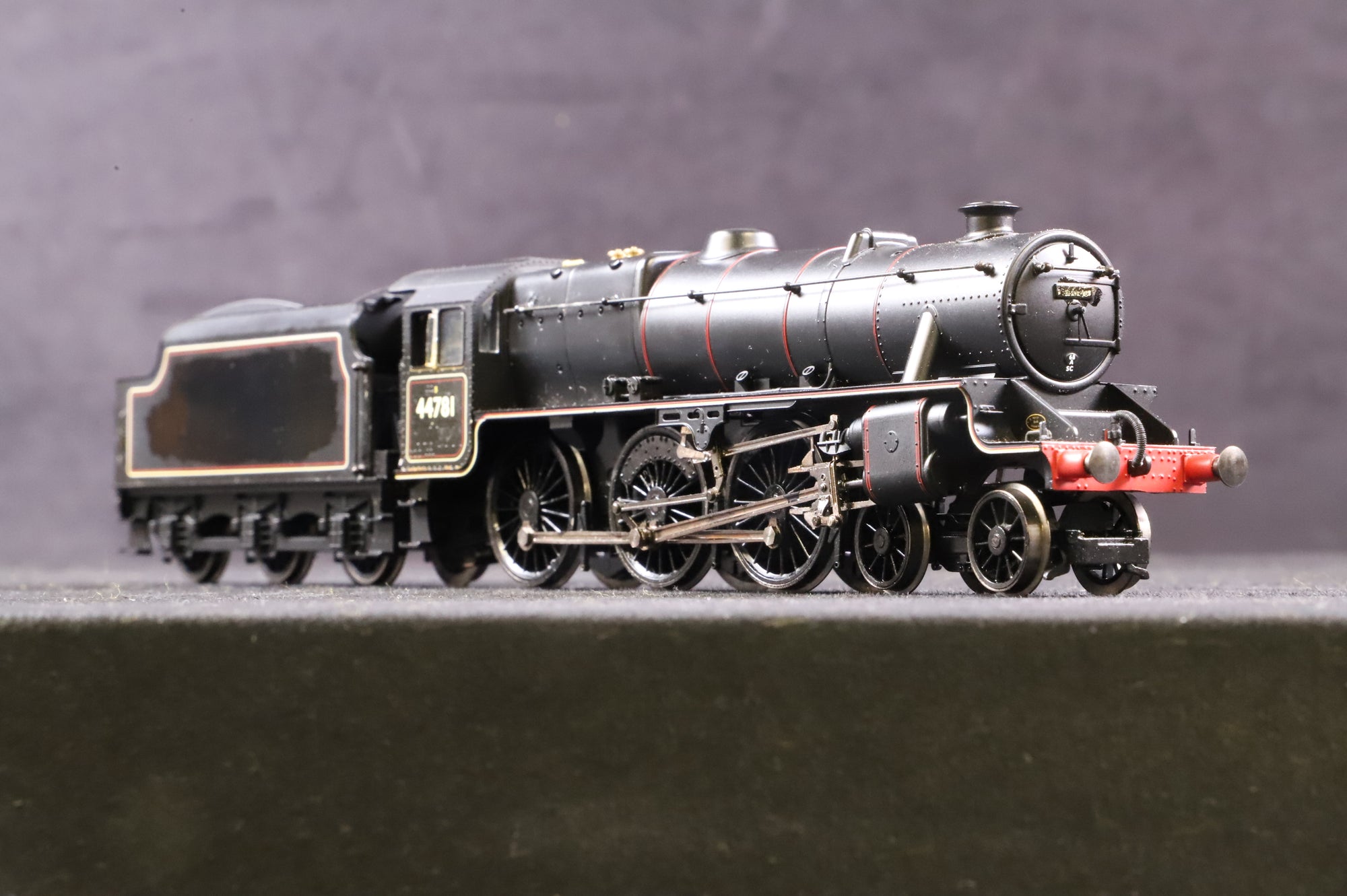 WORKSHOP Hornby OO Black 5 44781 in Lined BR Black - Non Runner