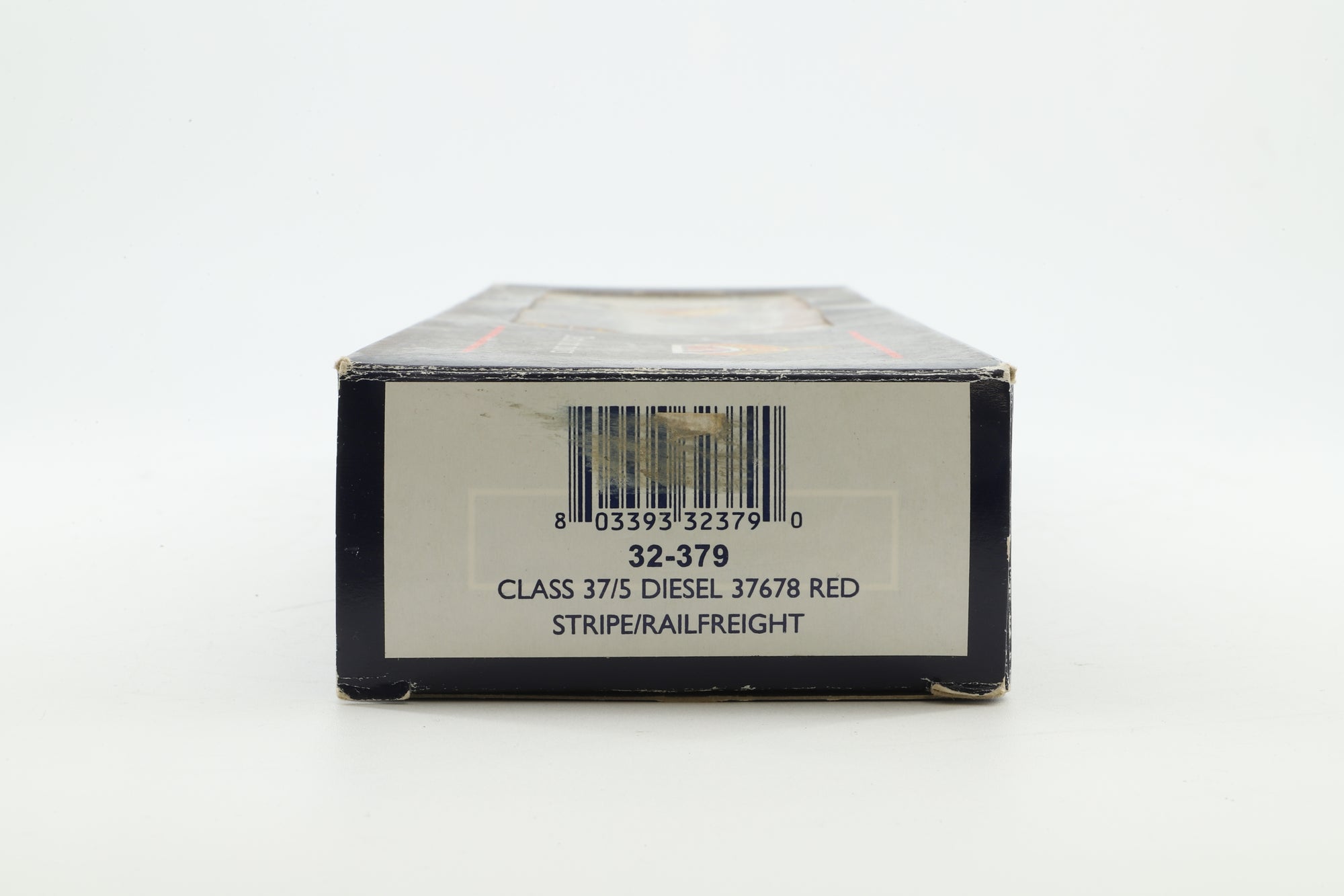 Bachmann OO 32-379 Class 37/5 Diesel '37678' Red Stripe/Railfreight
