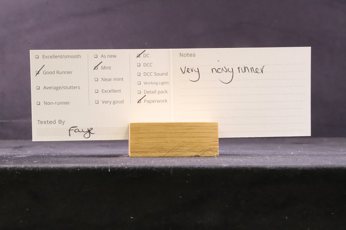 Hornby OO R3228 J94 Class NCB Austerity