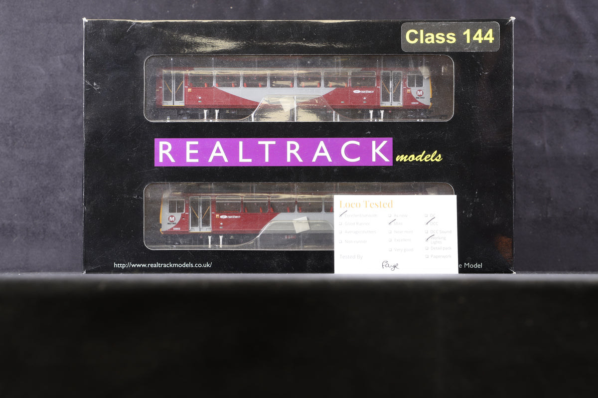 Realtrack OO Class 144 &#39;144003&#39; Pacer Northern, DCC Fitted