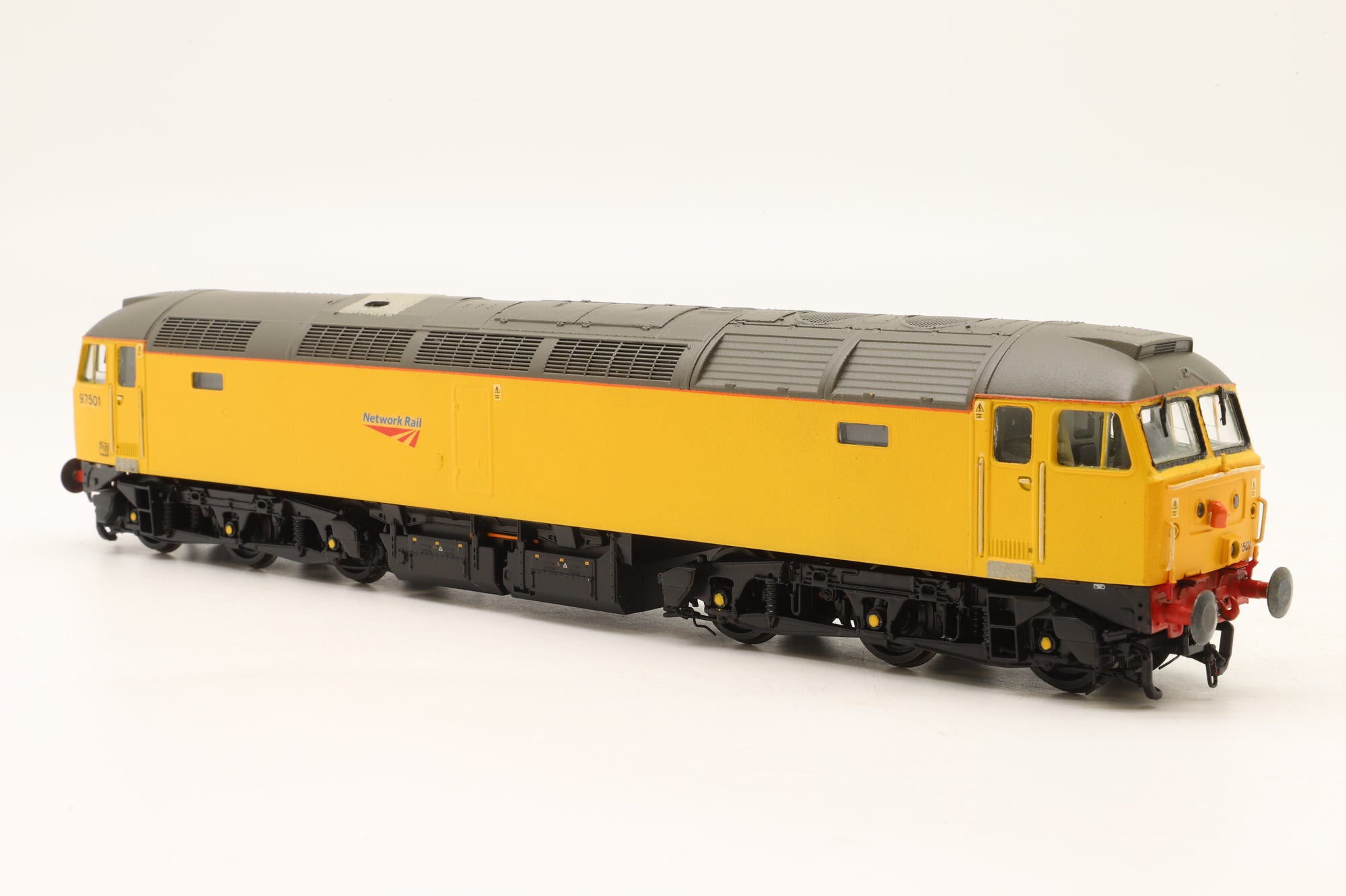 Bachmann OO 32-753 Class 57/0 '97501' Network Rail Resprayed
