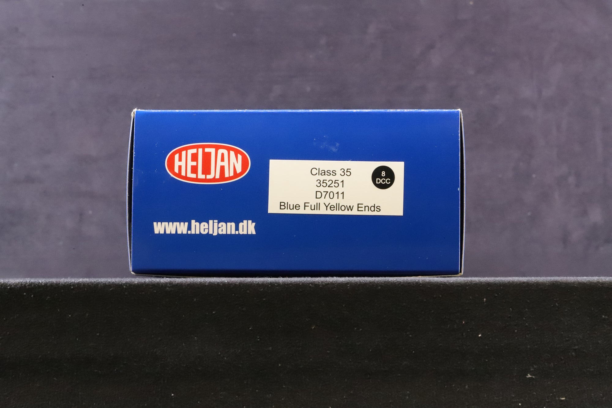 Heljan OO 35251 Class 35 Hymek D7011 in BR Blue w/ FYE