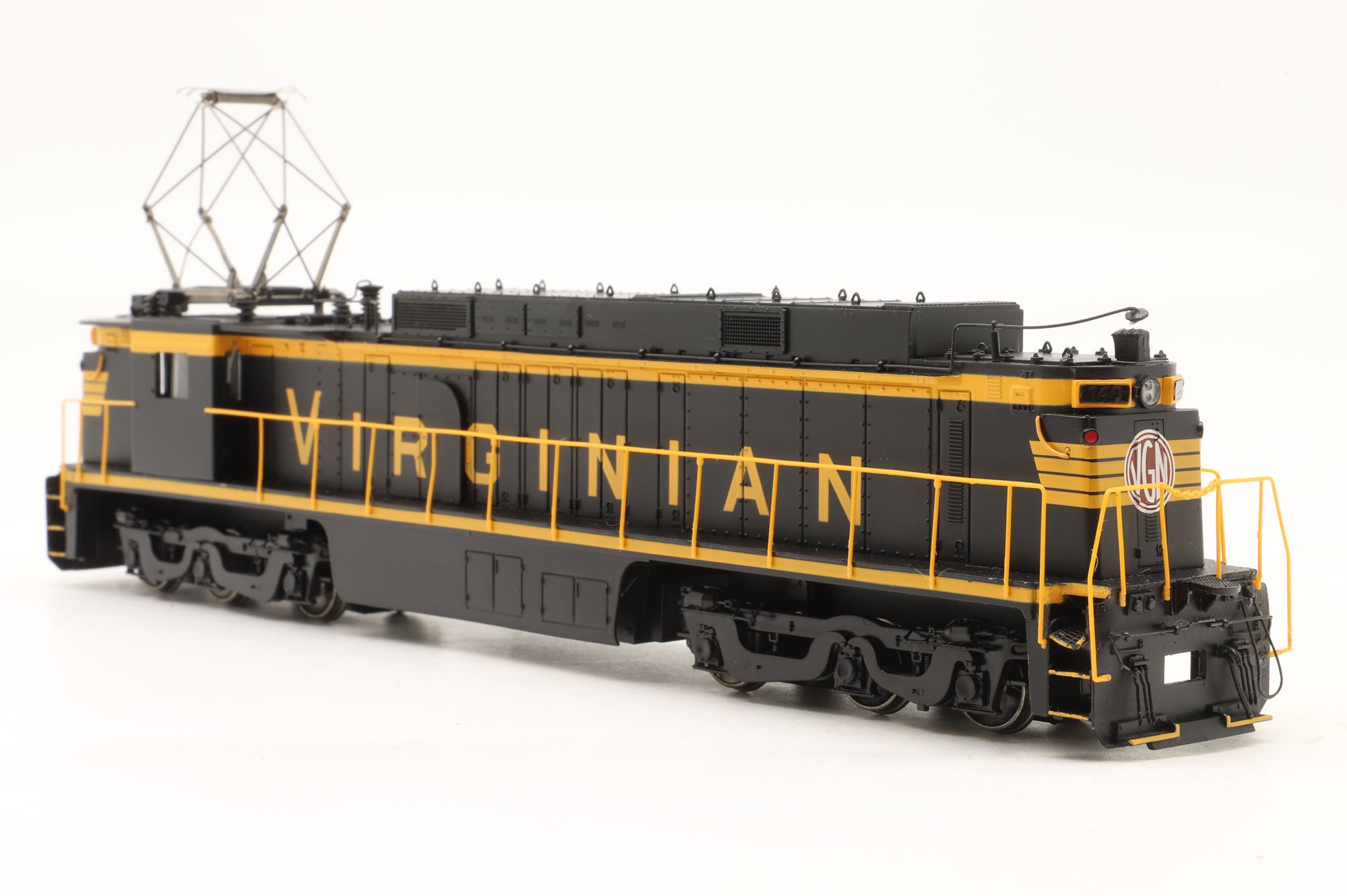 Spectrum HO 82402 GE E33 Electric Locomotive '140' Electric Locomotive