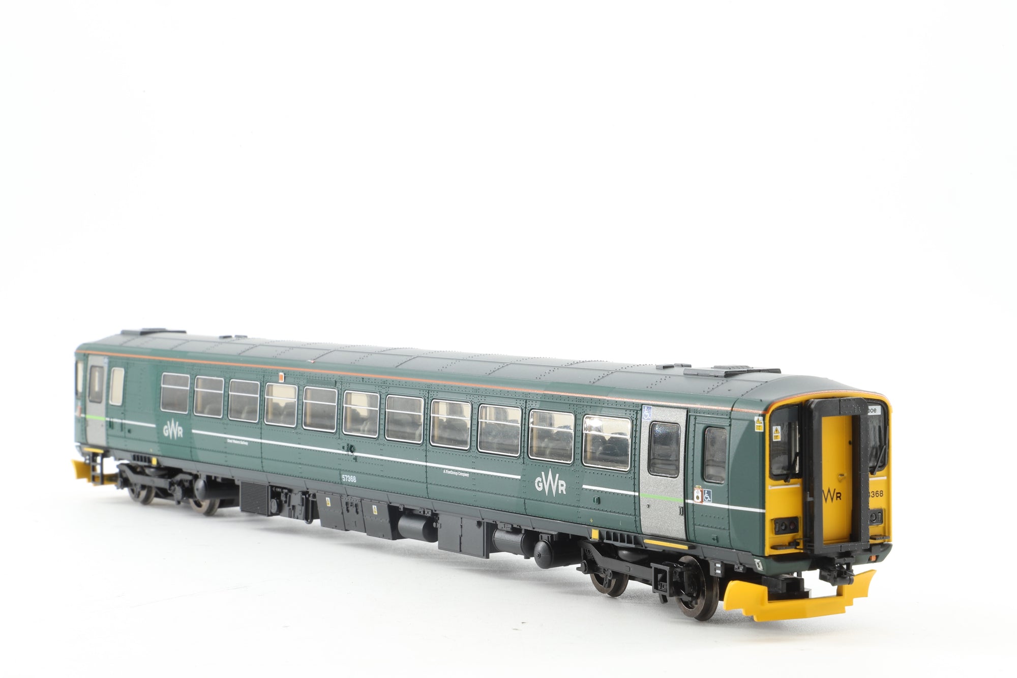 Hornby OO R3662 GWR Class 153 '153368', DCC Fitted