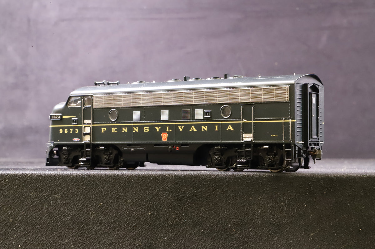 Athearn Genesis HO G15016 F-7A &amp; F-7B Pennsylvania DCC Sound