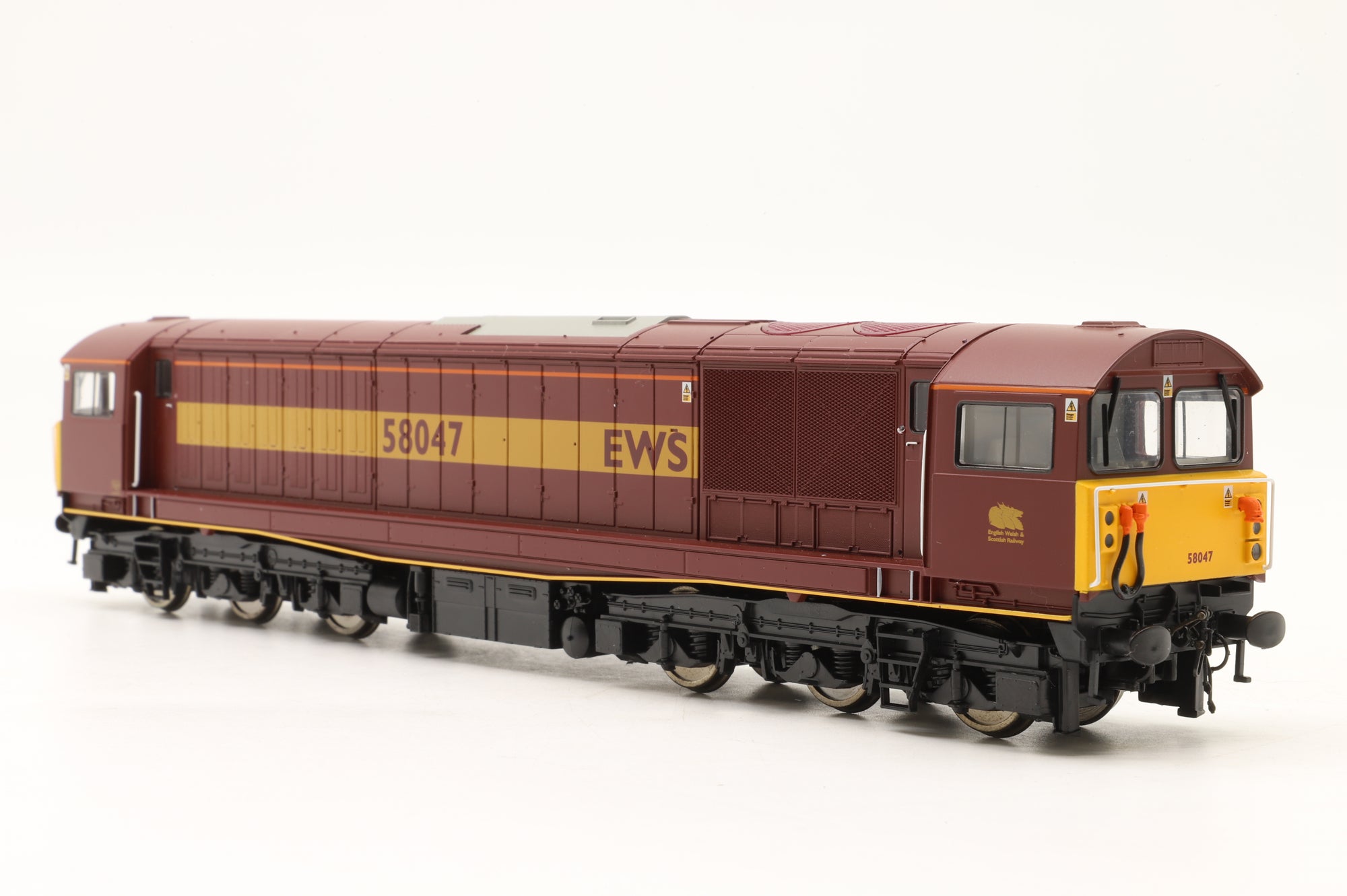Heljan OO 5804 Class 58 58047 EWS Maroon/Gold