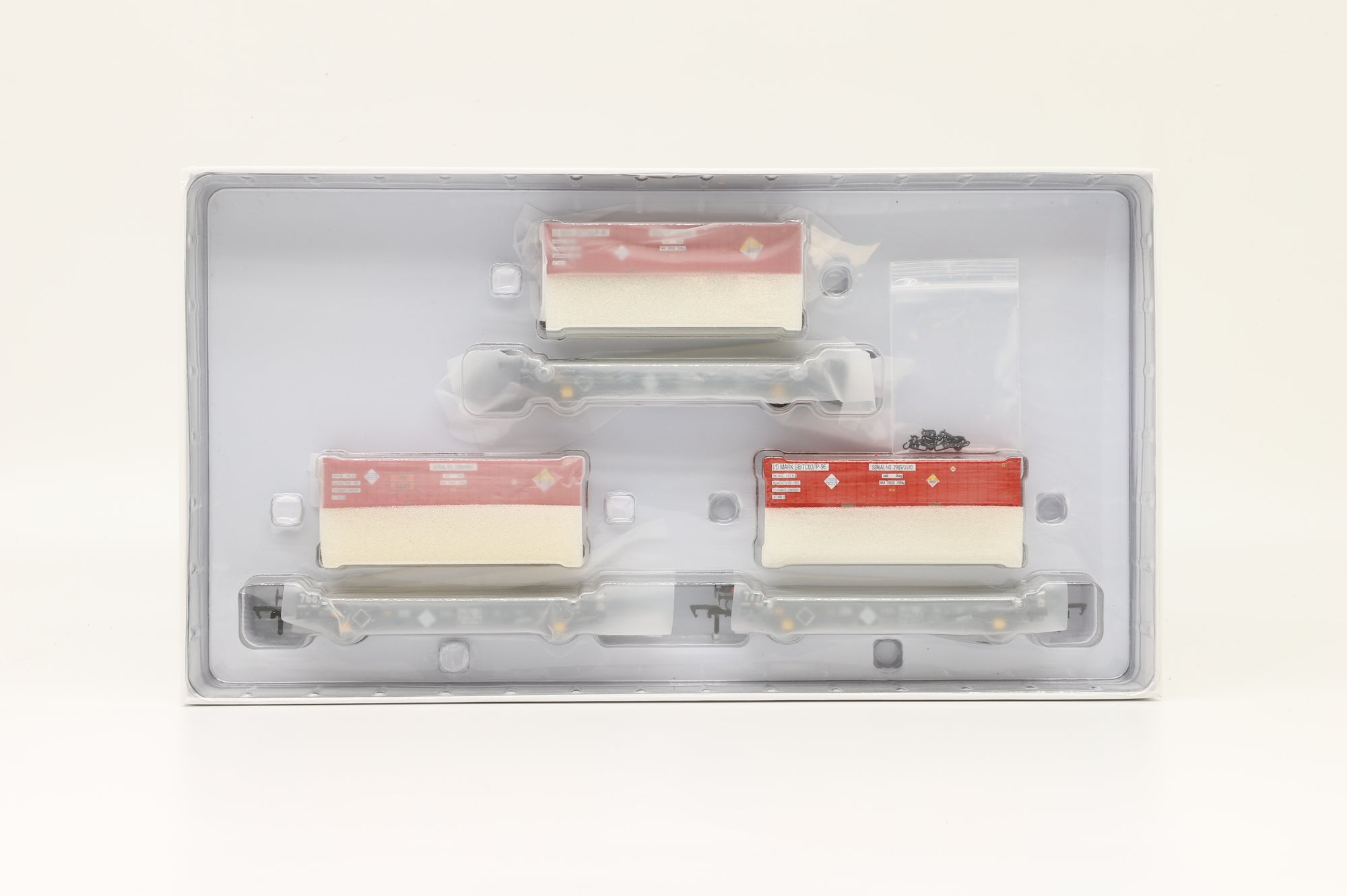 Accurascale OO ACC2080-DRS-N PFO12A PFA Container Flat Wagon Pack DRS