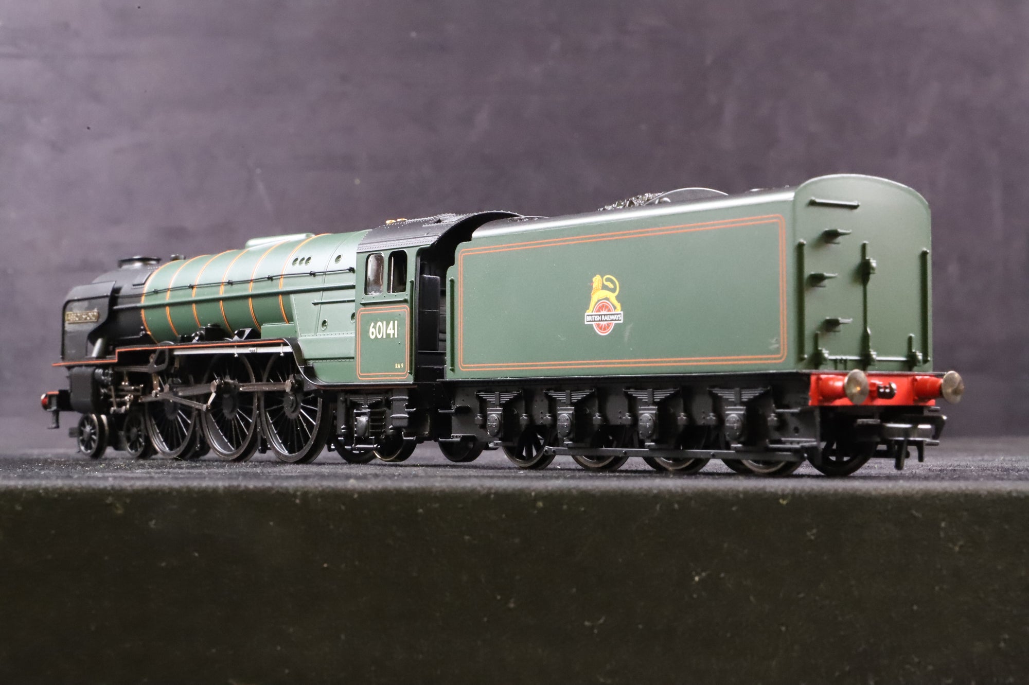 Hornby OO Class A1 '60141' 'Abbotsford' BR Green Renamed & Numbered