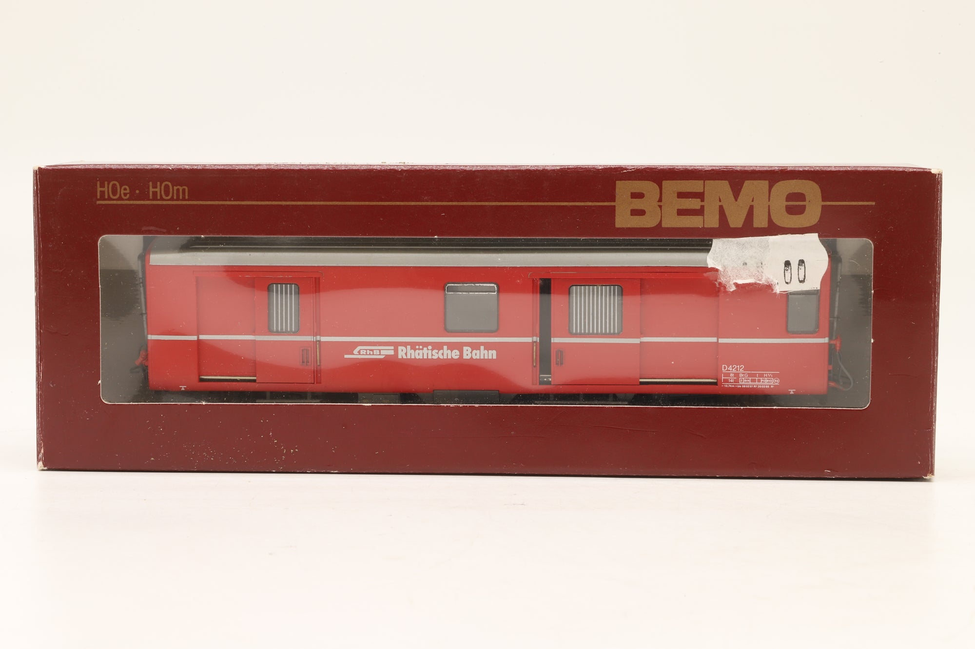 BEMO HOm Rake of 2x Rhb Red Coaches & 2x Vans