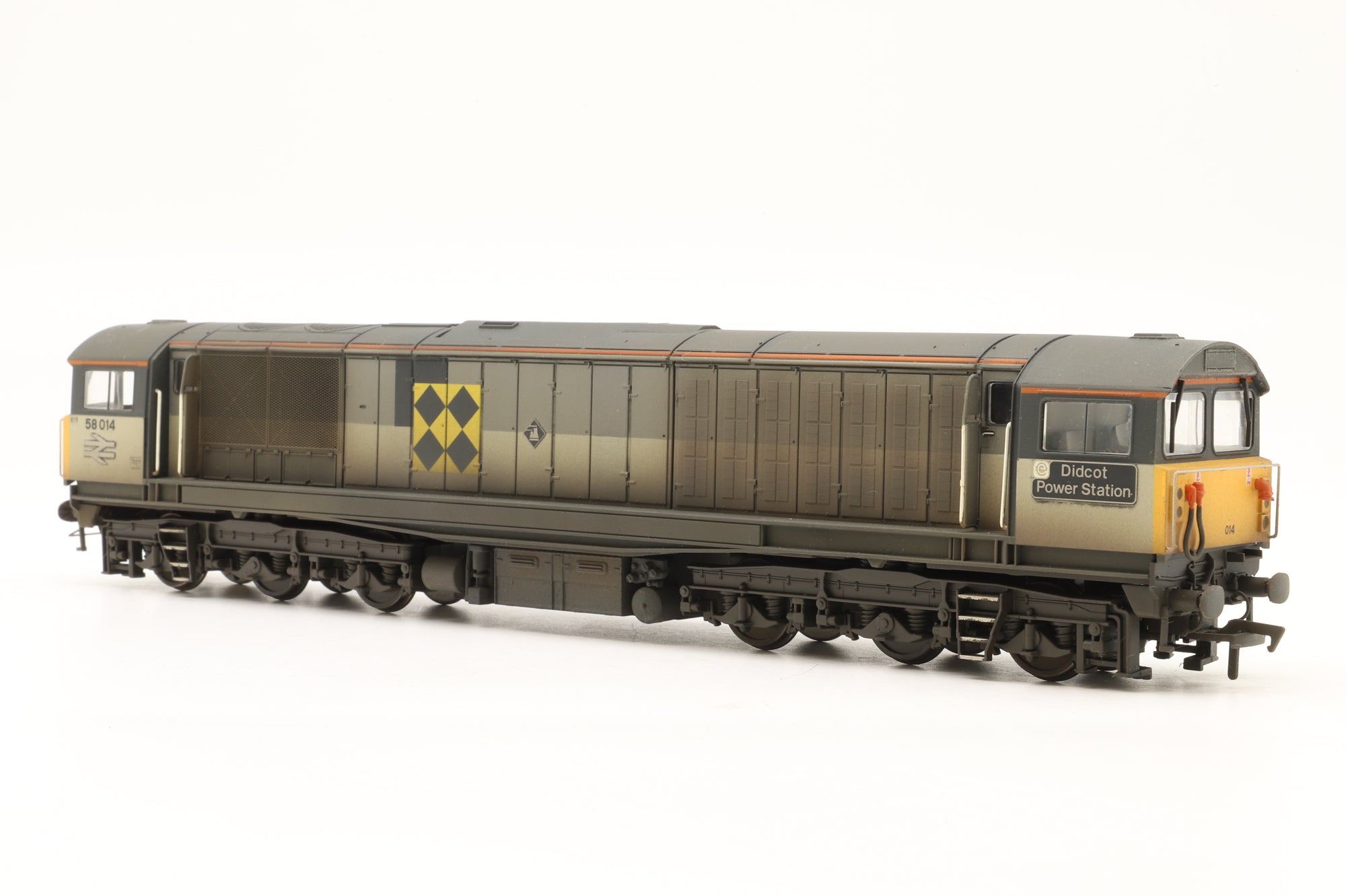 Heljan OO 5803 Class 58 Diesel '58014' Red Stripe Railfreight Grey Renumbered & Weathered DCC Fitted